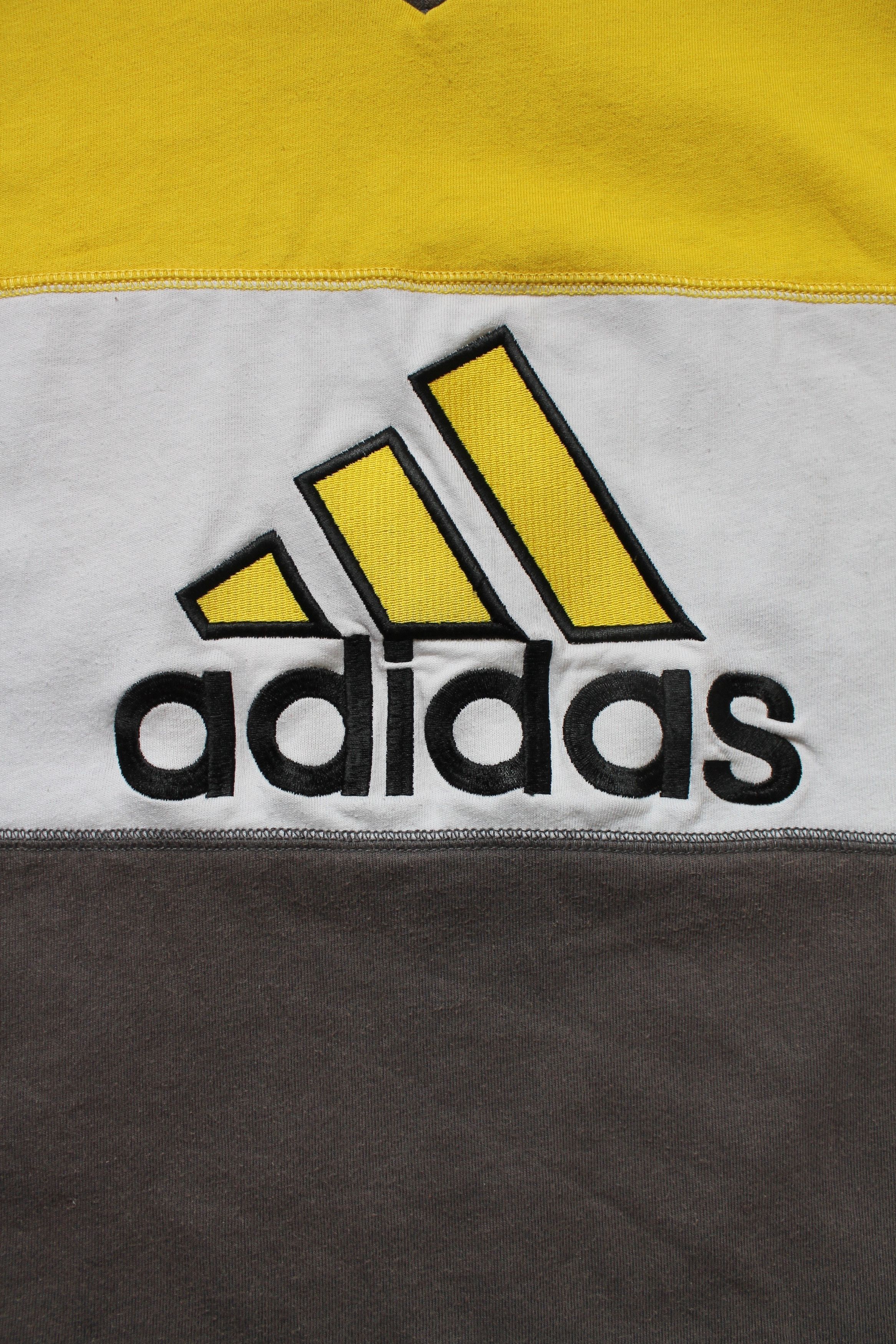 Adidas ADIDAS Big Logo V Neck T shirt FADED Size US M / EU 48-50 / 2 - 10 Thumbnail