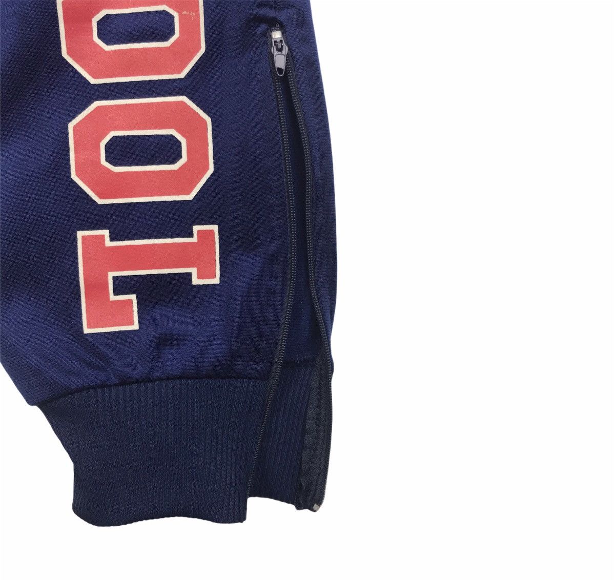 Adidas × Vintage Y2K Adidas Liverpool Sweatpants – Must-have for true Reds! Size US 30 / EU 46 - 5 Thumbnail