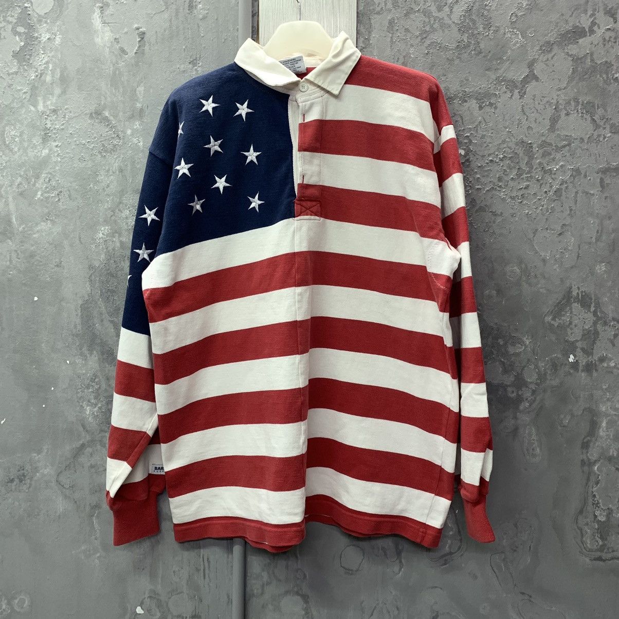 Vintage Barbarian Rugby Wear Usa Flag Design