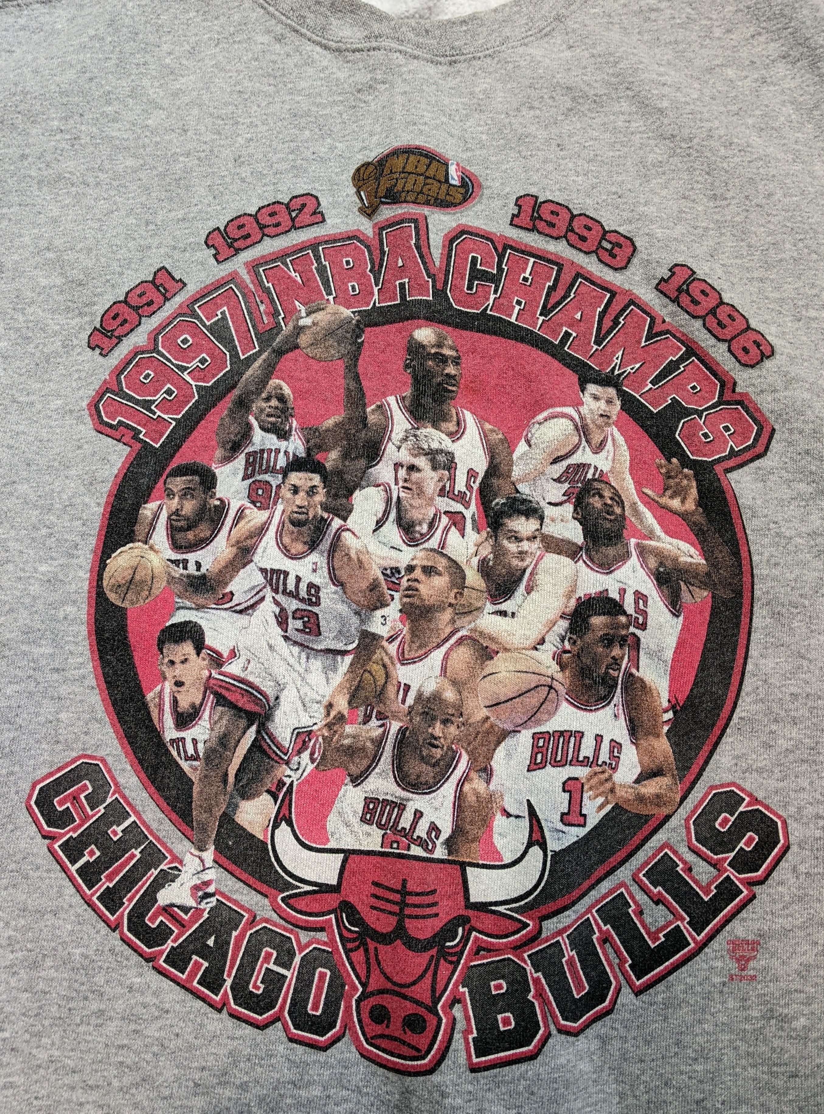 NBA × Starter × Vintage Vintage Starter Chicago Bulls 90s Championship Sweatshirt Size US XL / EU 56 / 4 - 2 Thumbnail