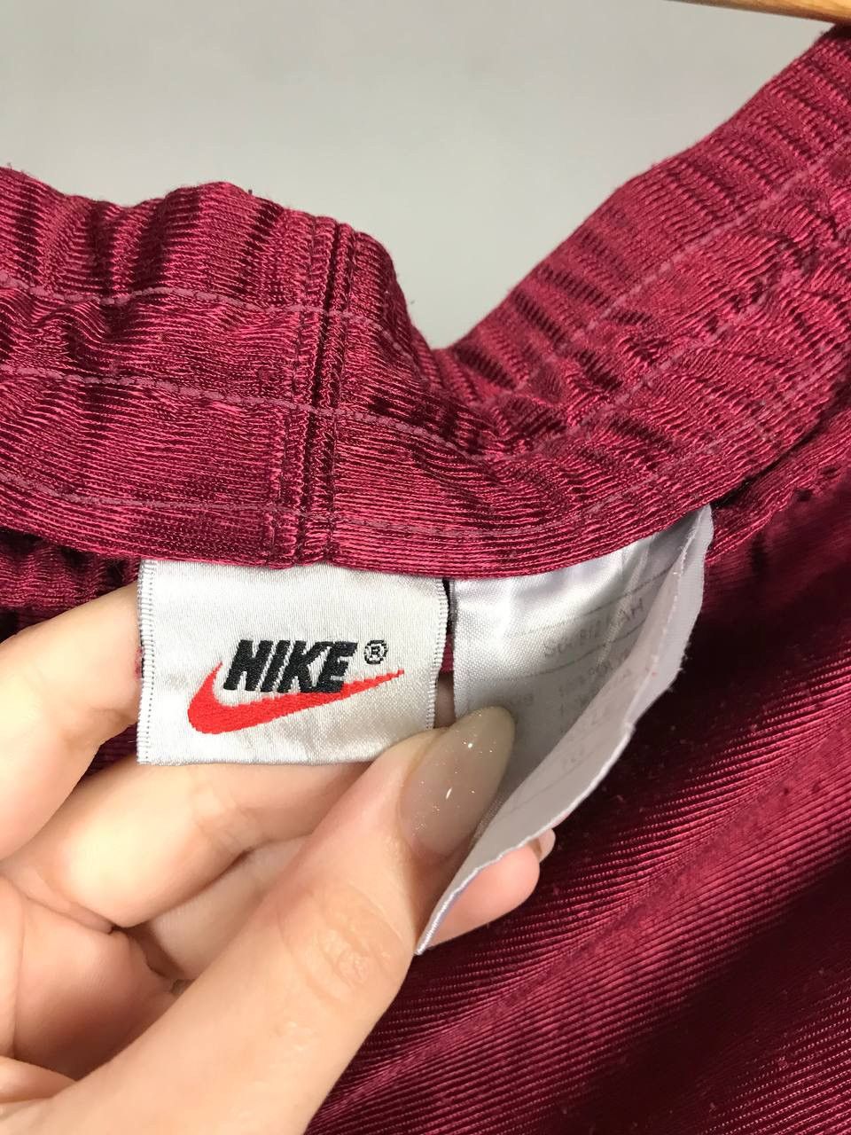 Nike × Vintage Nike swoosh streetwear vintage shorts Size US 36 / EU 52 - 4 Thumbnail