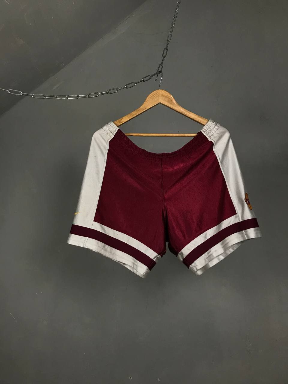 Nike × Vintage Nike swoosh streetwear vintage shorts Size US 36 / EU 52 - 1 Thumbnail