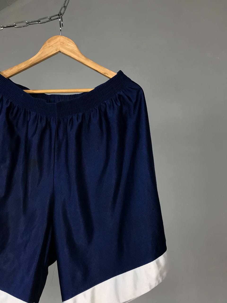 Vintage Nike swoosh vintage streetwear shorts Size US 38 / EU 54 - 2 Thumbnail
