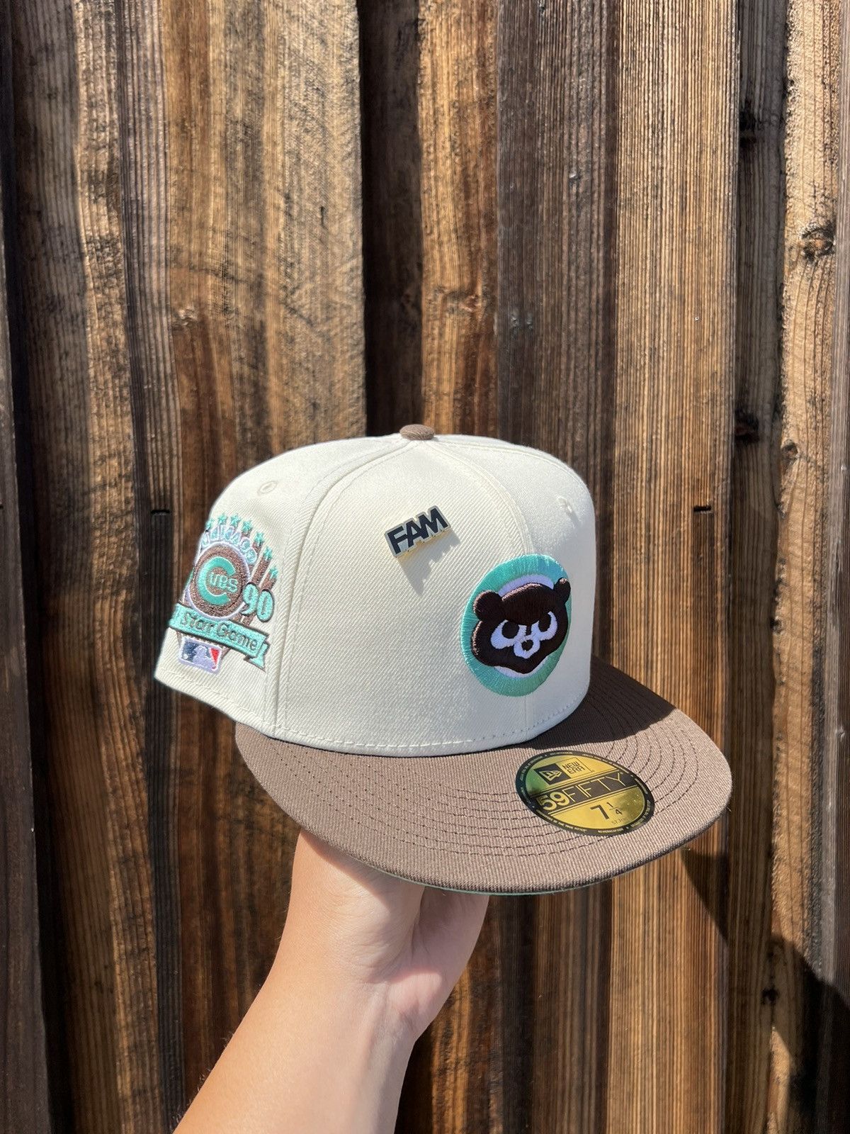 Famcapstore Exclusive Chicago Cubs Chrome Two Tone 7 1/4