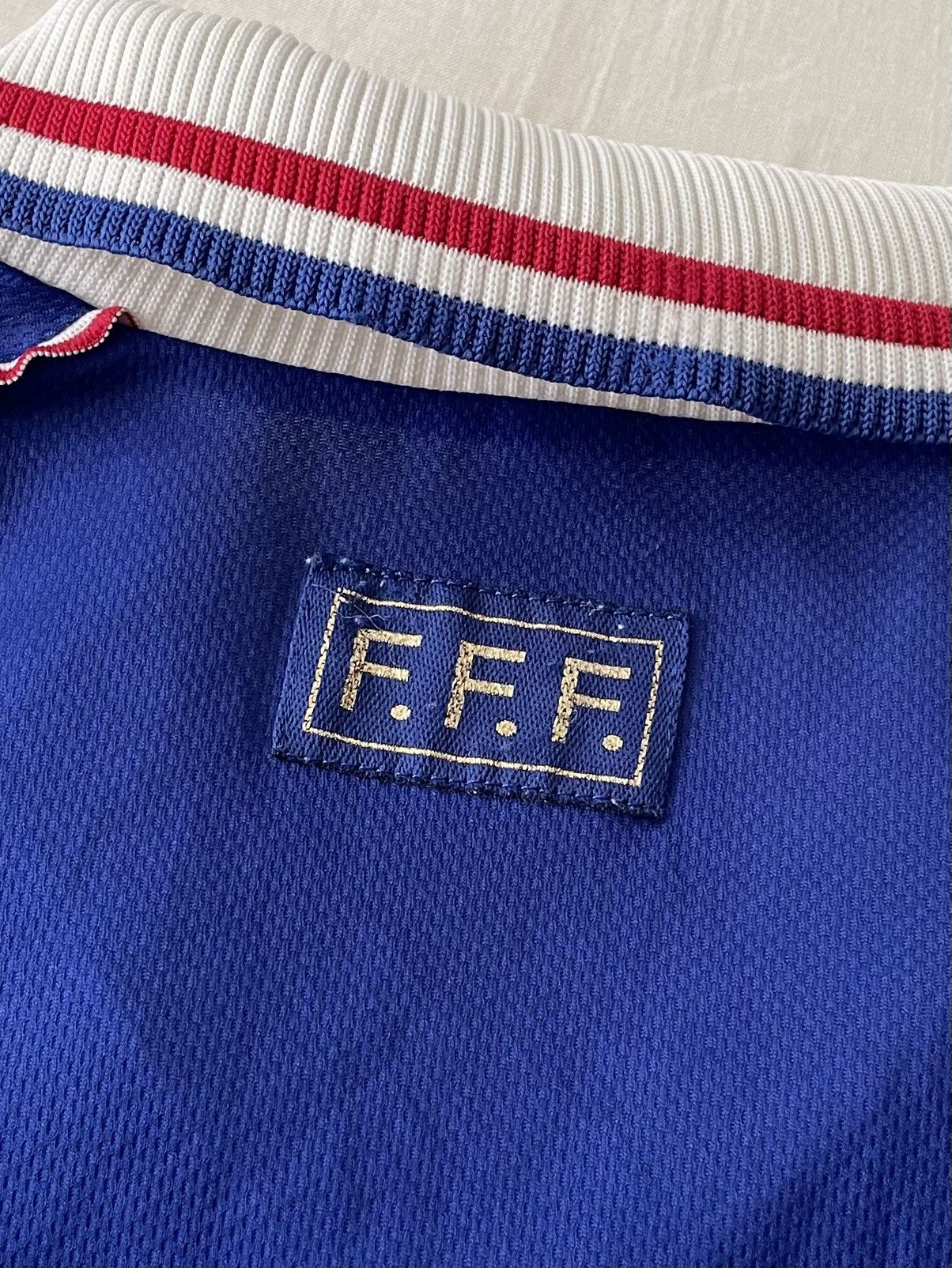 Adidas Vtg 1998/00 Adidas France Home Jersey Zidane Football Shirt Size US L / EU 52-54 / 3 - 12 Thumbnail