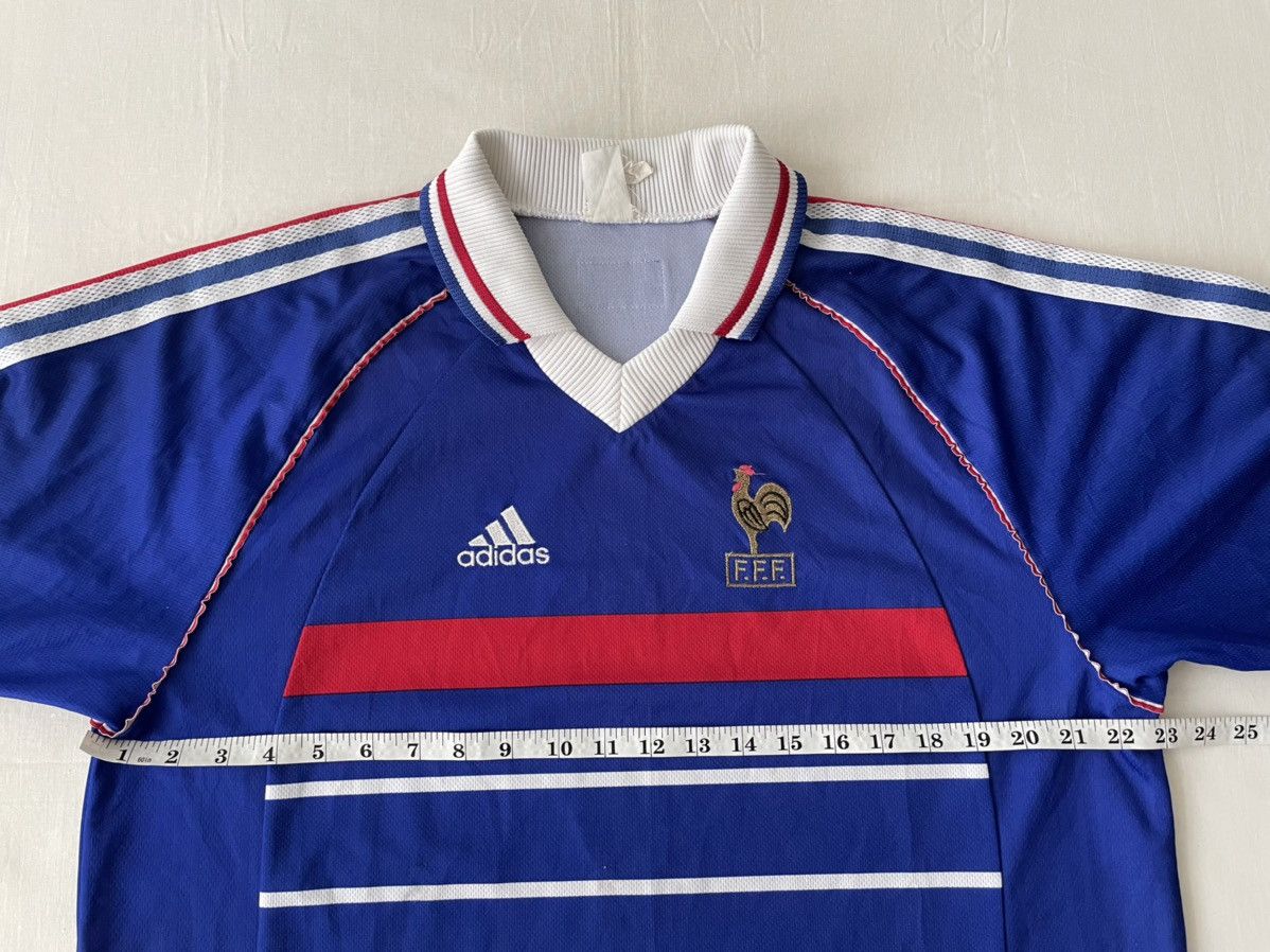 Adidas Vtg 1998/00 Adidas France Home Jersey Zidane Football Shirt Size US L / EU 52-54 / 3 - 7 Thumbnail