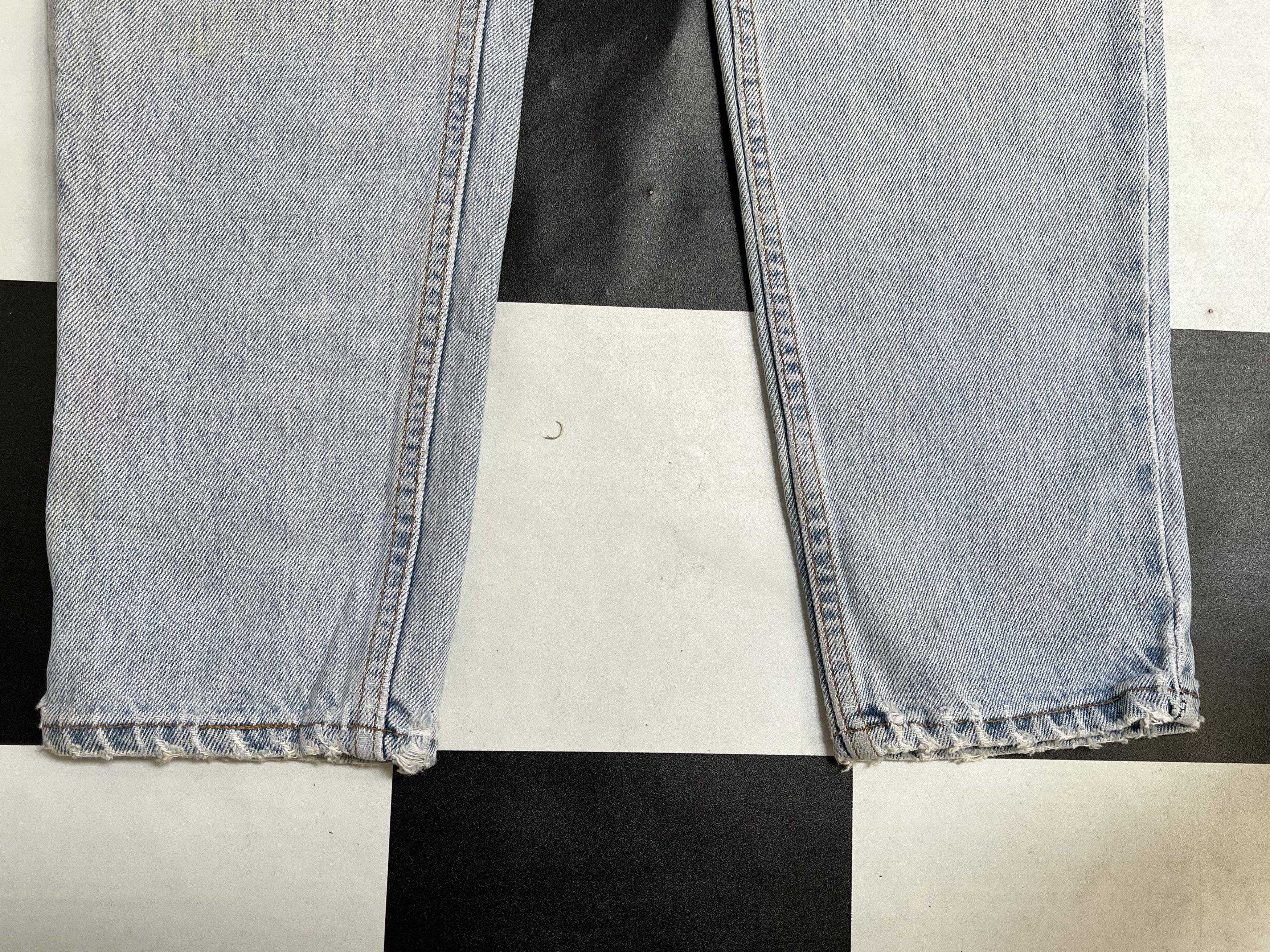 Levi's × Vintage Vintage 90s Levi's 512 Tapered Leg Jean Made in usa L223 Size US 28 / EU 44 - 7 Thumbnail