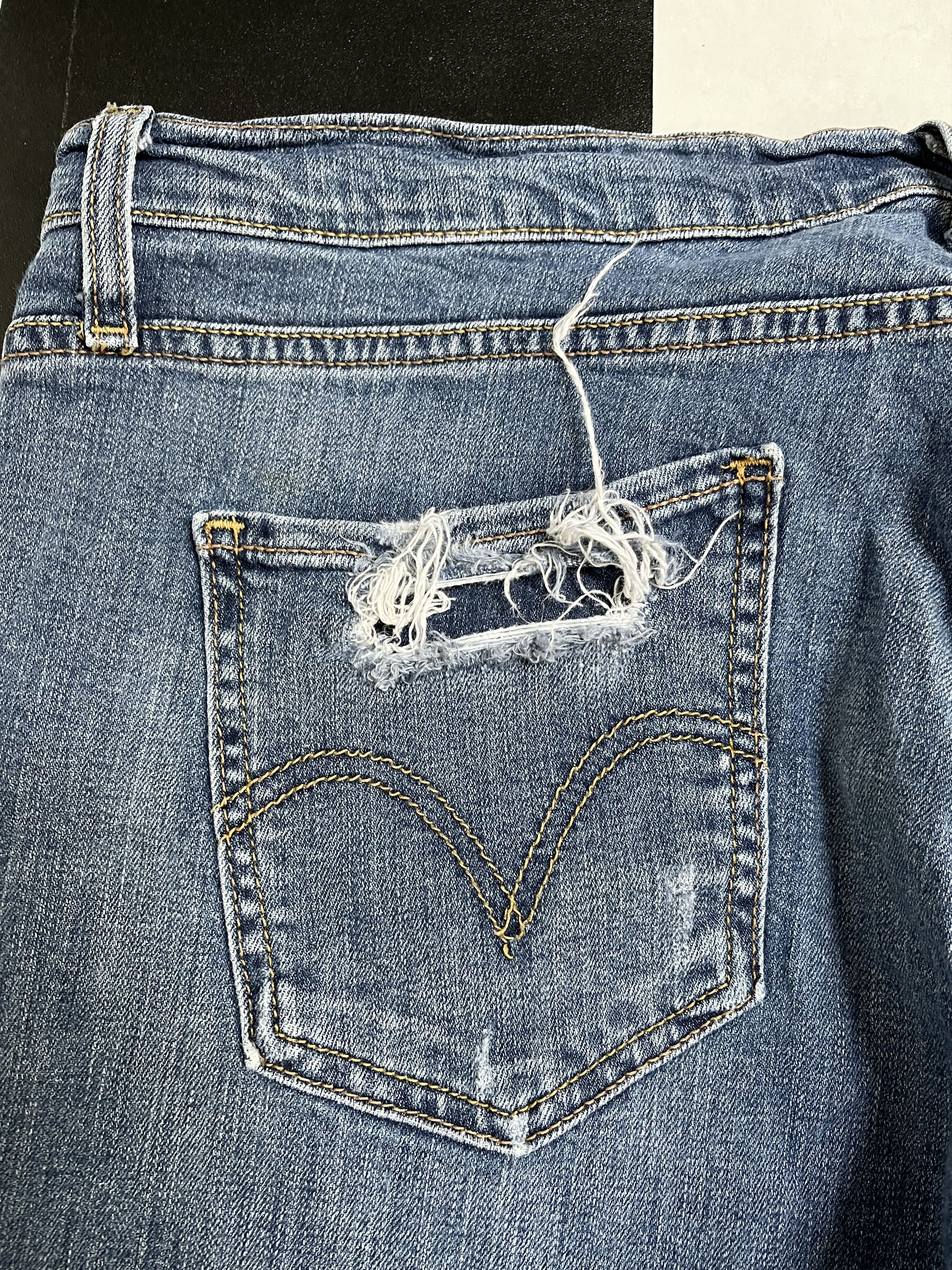 Levi's × Vintage Vintage Levis 513 Distressed Denim Jeans L226 Size US 36 / EU 52 - 9 Thumbnail