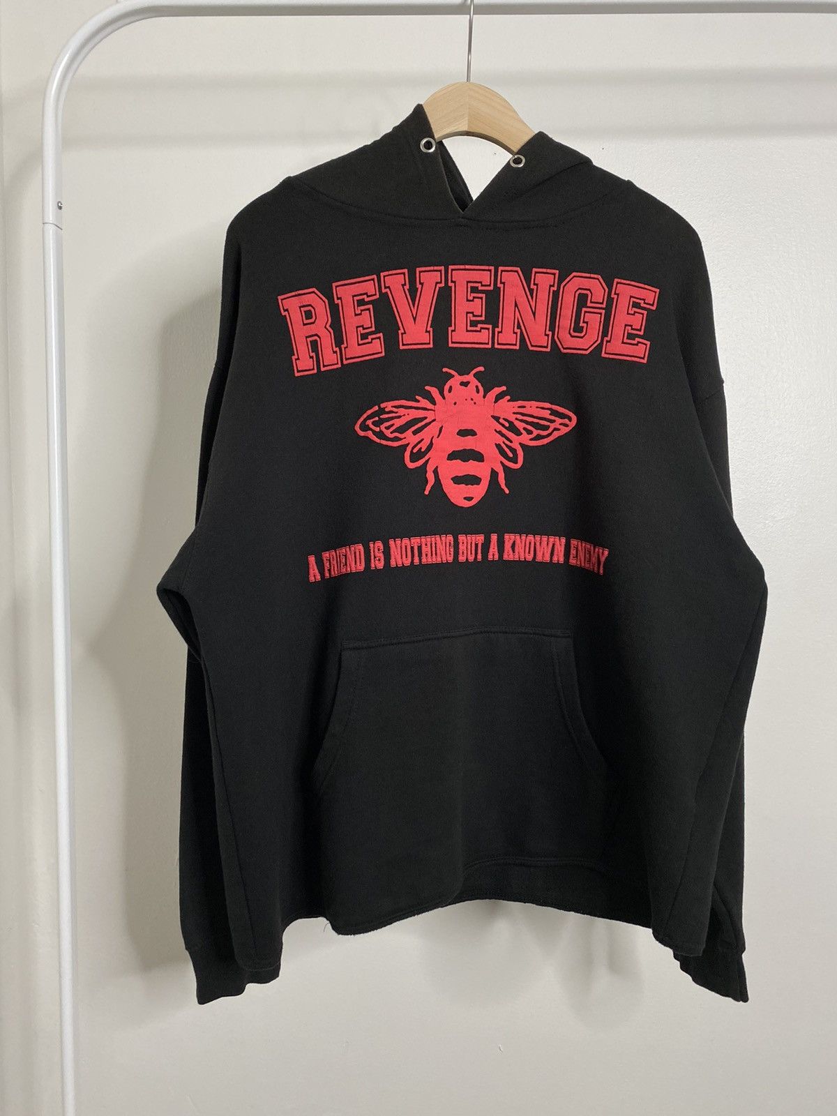🖤RARE🖤Revenge Bee/Friend Hoodie Size Large