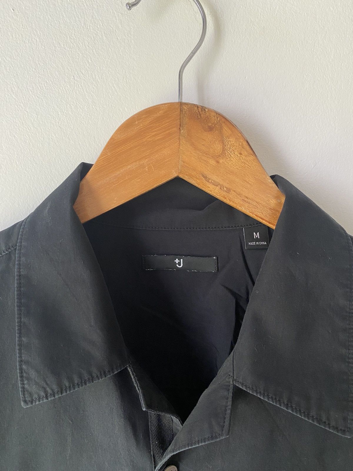 Jil Sander jil sander x uniqlo long sleeve shirt black design two poket Size US M / EU 48-50 / 2 - 4 Thumbnail