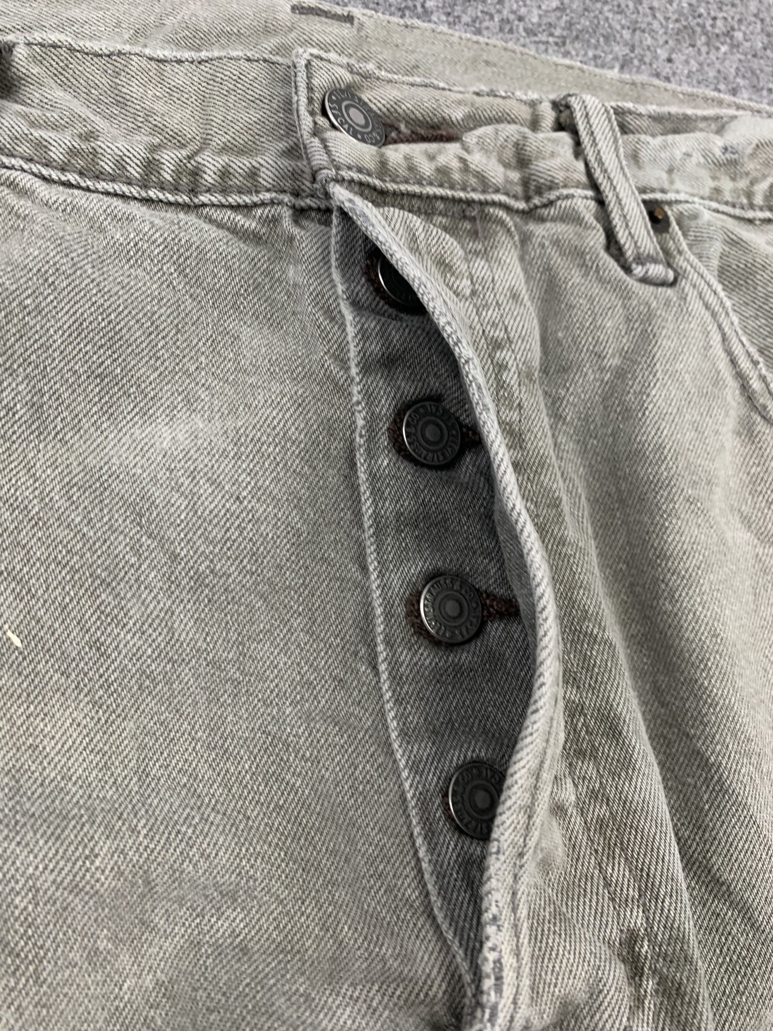 Levi's × Vintage Ripped Distressed Vintage Levis 501 Faded Black Jeans Size US 35 - 3 Thumbnail