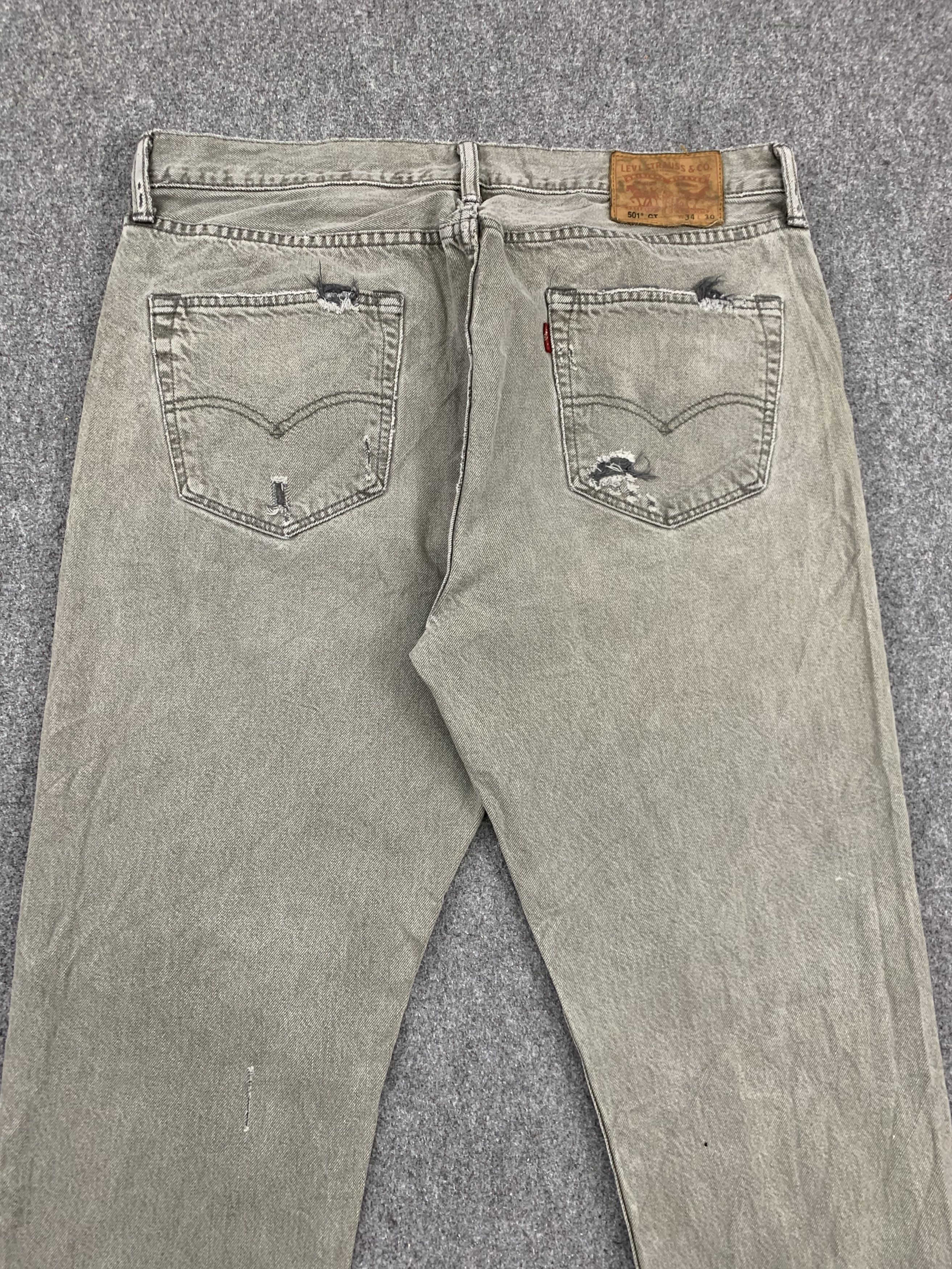 Levi's × Vintage Ripped Distressed Vintage Levis 501 Faded Black Jeans Size US 35 - 14 Thumbnail