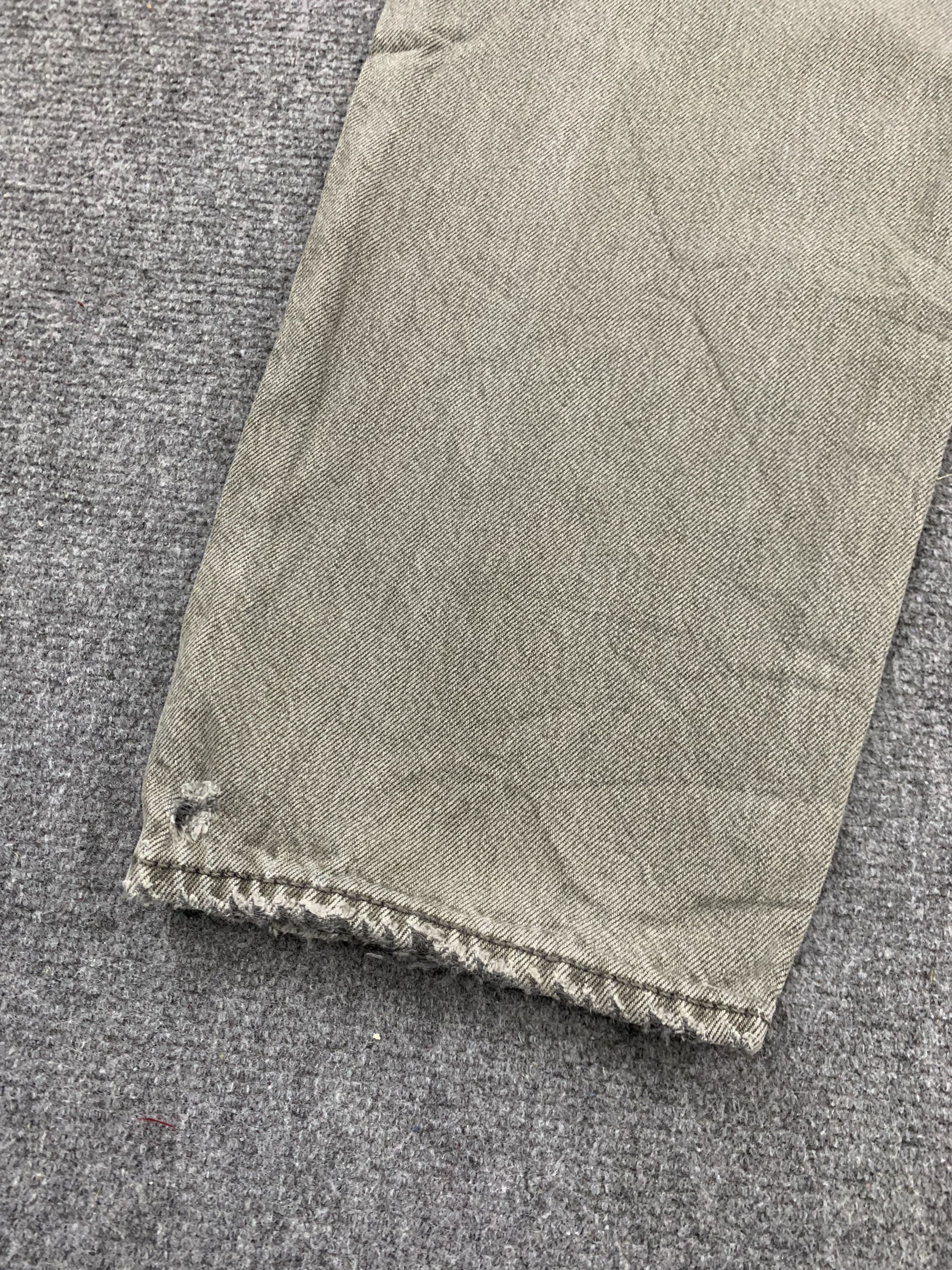Levi's × Vintage Ripped Distressed Vintage Levis 501 Faded Black Jeans Size US 35 - 18 Thumbnail