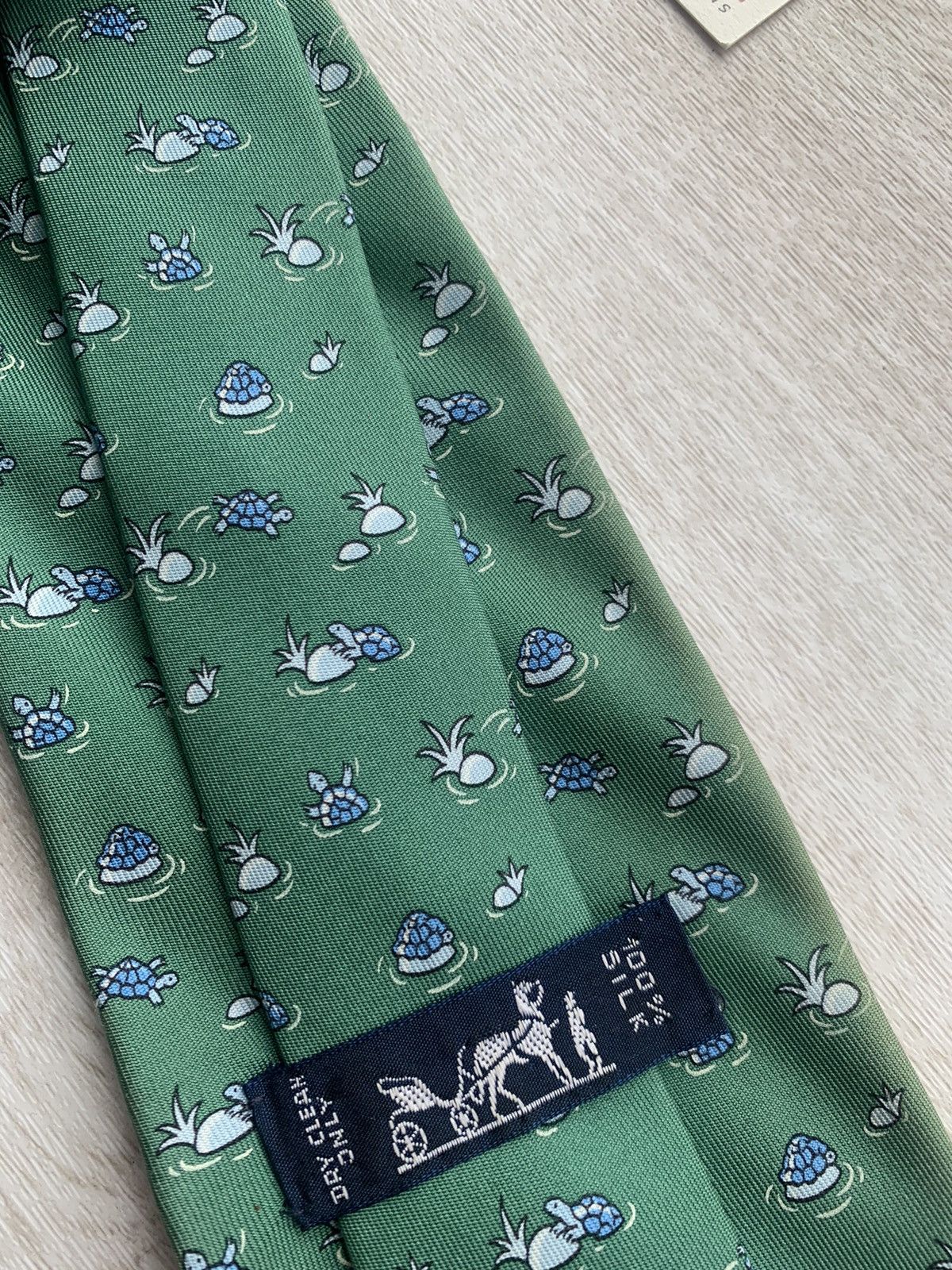 Hermes Hermes paris turtles silk ties Size ONE SIZE - 5 Thumbnail