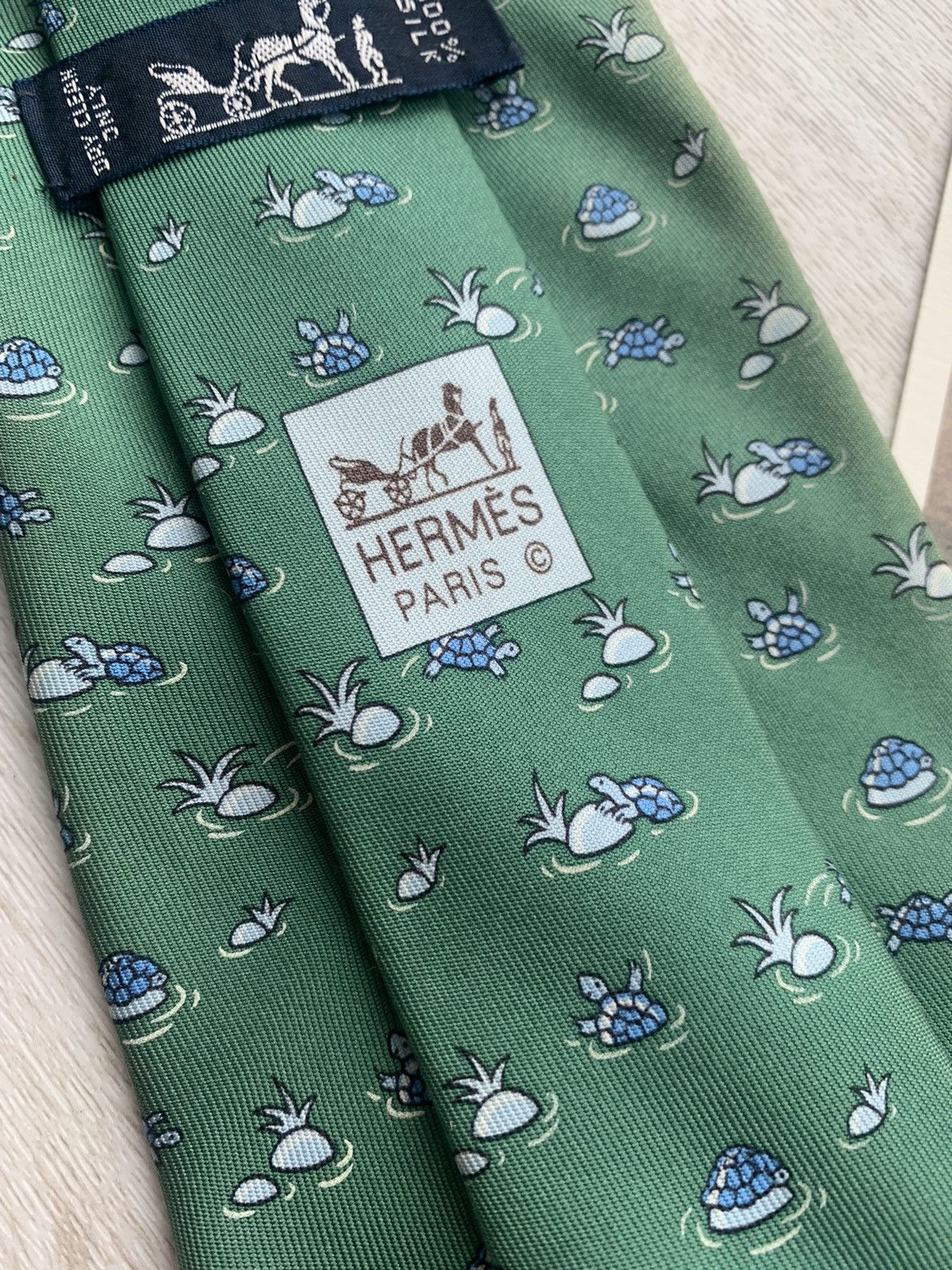 Hermes Hermes paris turtles silk ties Size ONE SIZE - 4 Thumbnail