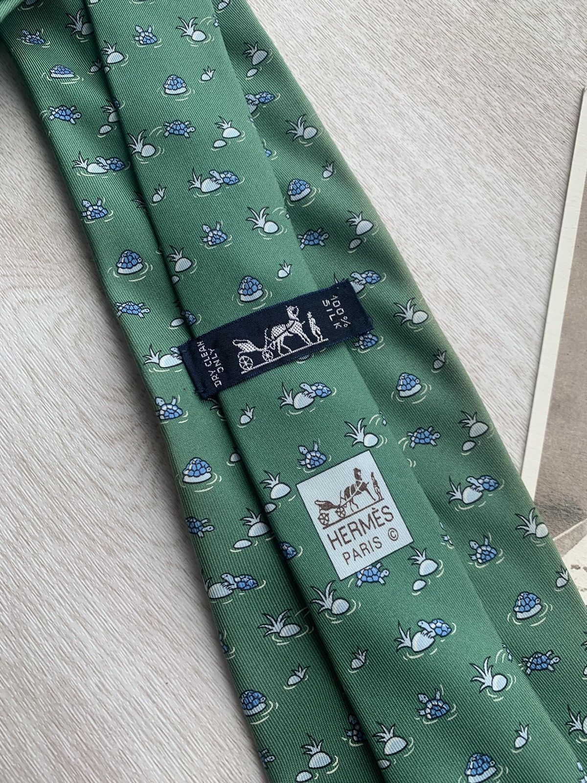 Hermes Hermes paris turtles silk ties Size ONE SIZE - 3 Thumbnail
