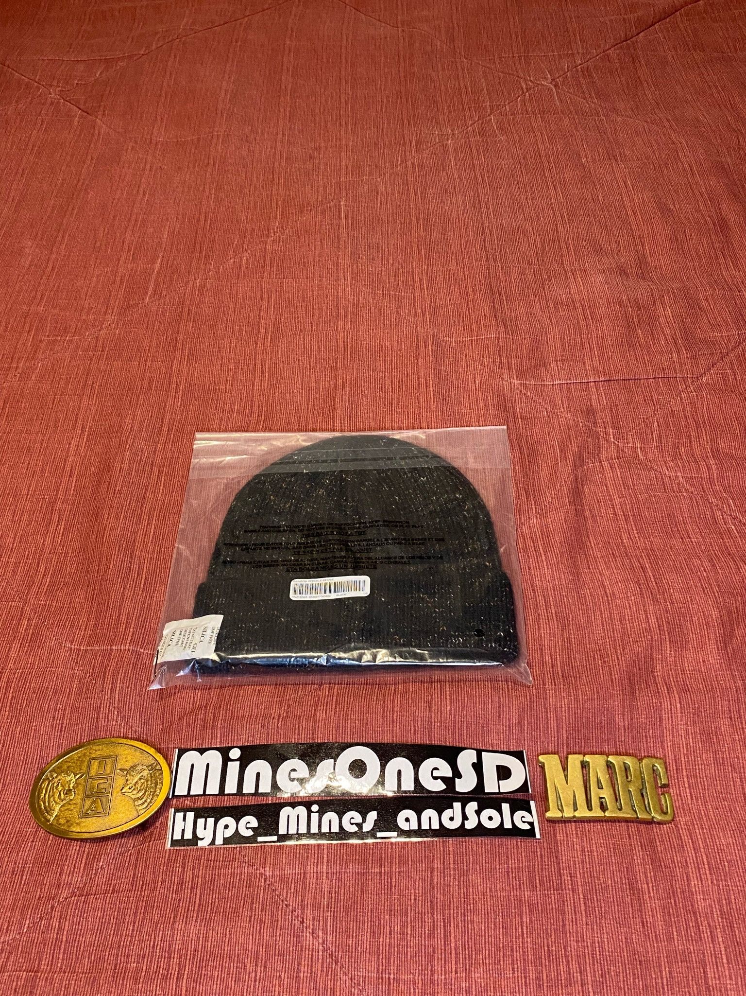 Supreme NWT Supreme Rainbow Speckle Beanie - Black Size ONE SIZE - 3 Thumbnail