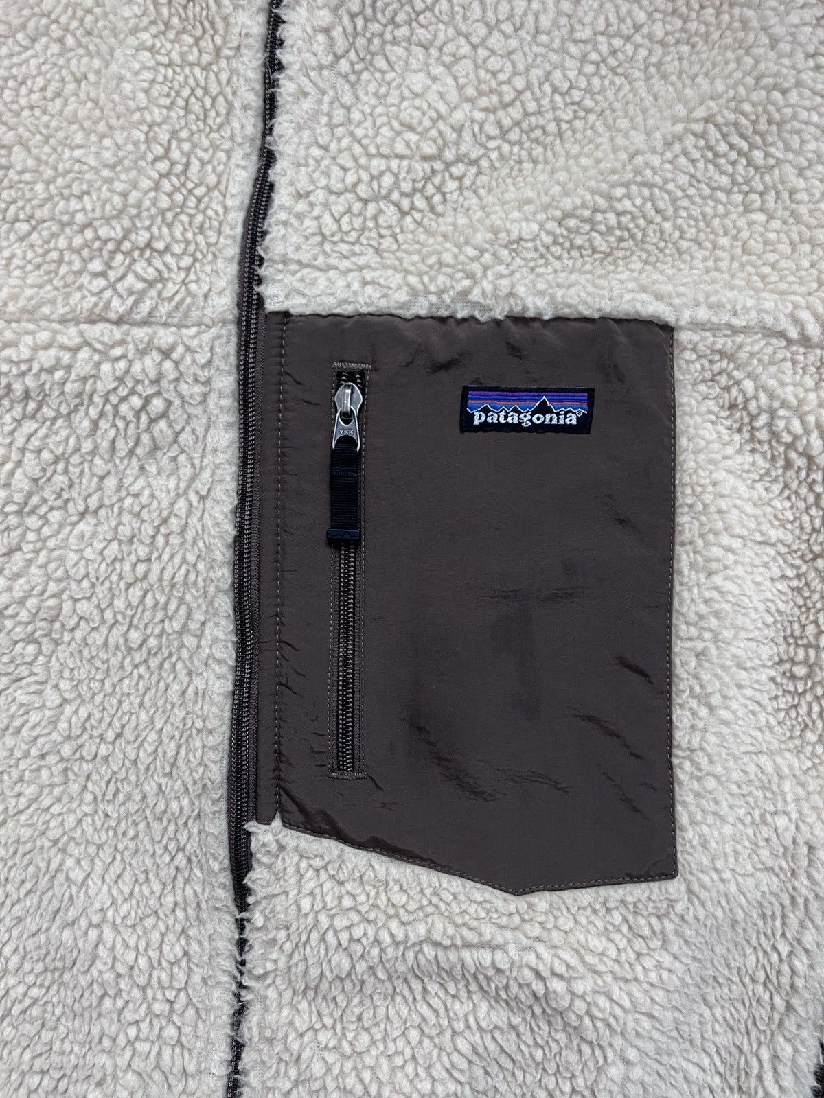 Patagonia × Vintage Vintage 2008 Patagonia Retro-X Fleece Oatmeal/Brown Size US XL / EU 56 / 4 - 3 Thumbnail