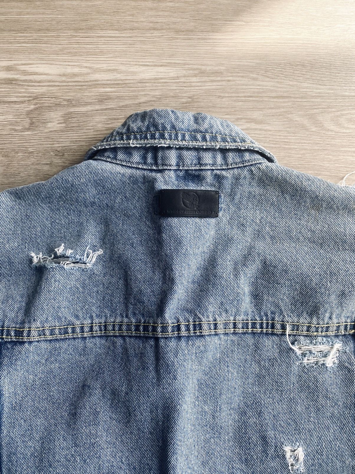 Wings Of Liberty Distressed Boxy Denim Jacket Size US M / EU 48-50 / 2 - 5 Thumbnail