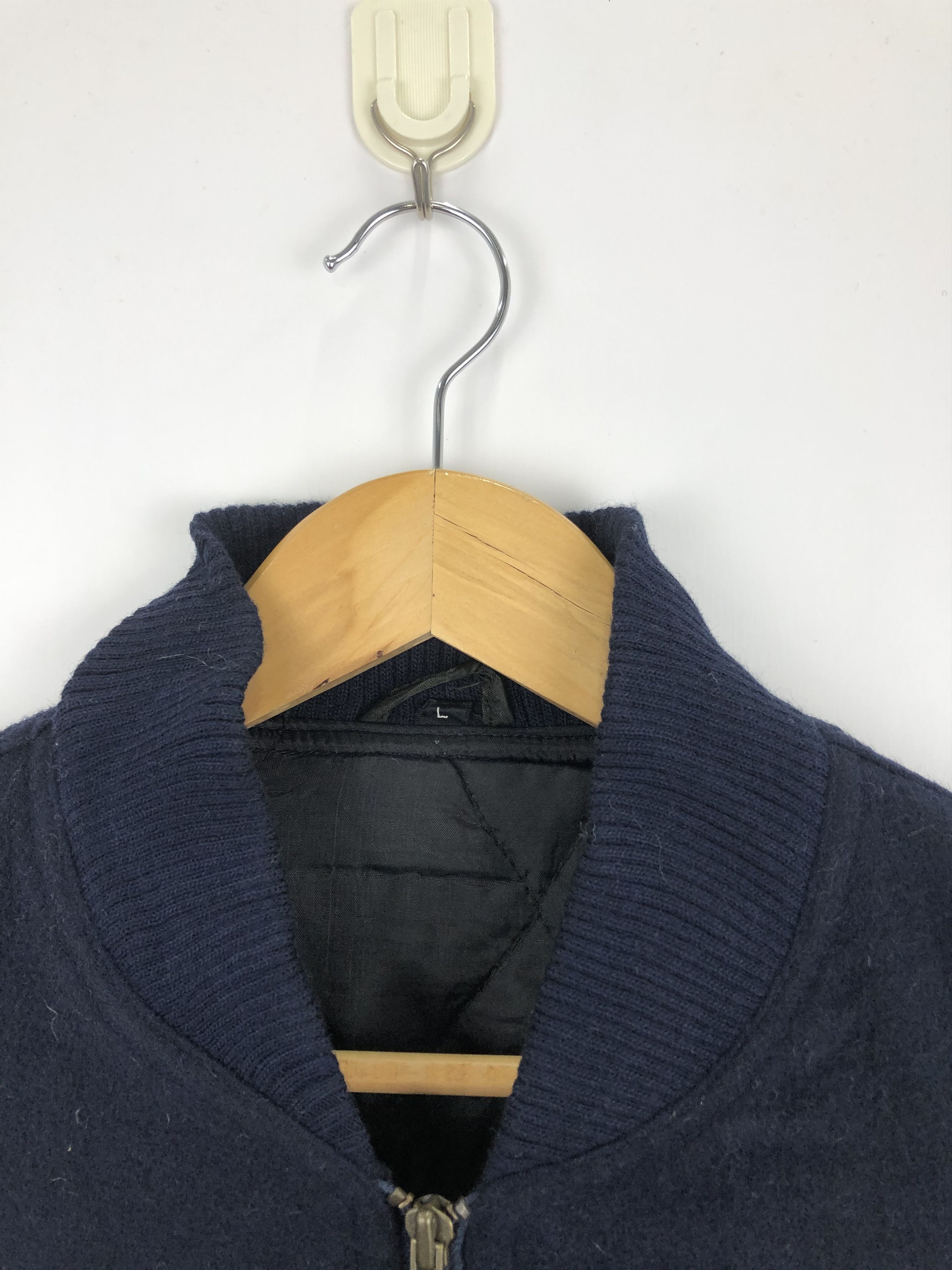 Japanese Brand Vintage Japanese Brand Zipper Bomber Jacket V0449 Size US L / EU 52-54 / 3 - 8 Thumbnail