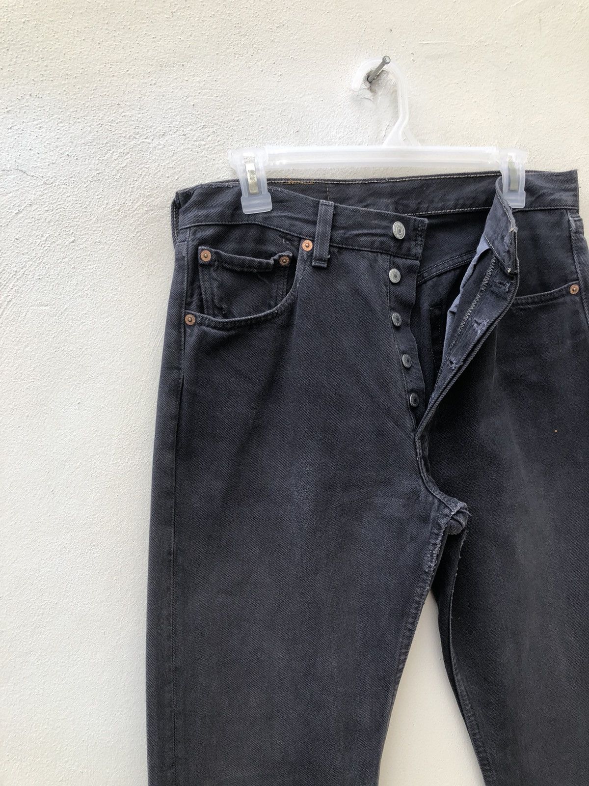Levi's Vintage 1998 Levi’s 501 Jeans Faded Black Denim Size US 32 / EU 48 - 5 Thumbnail