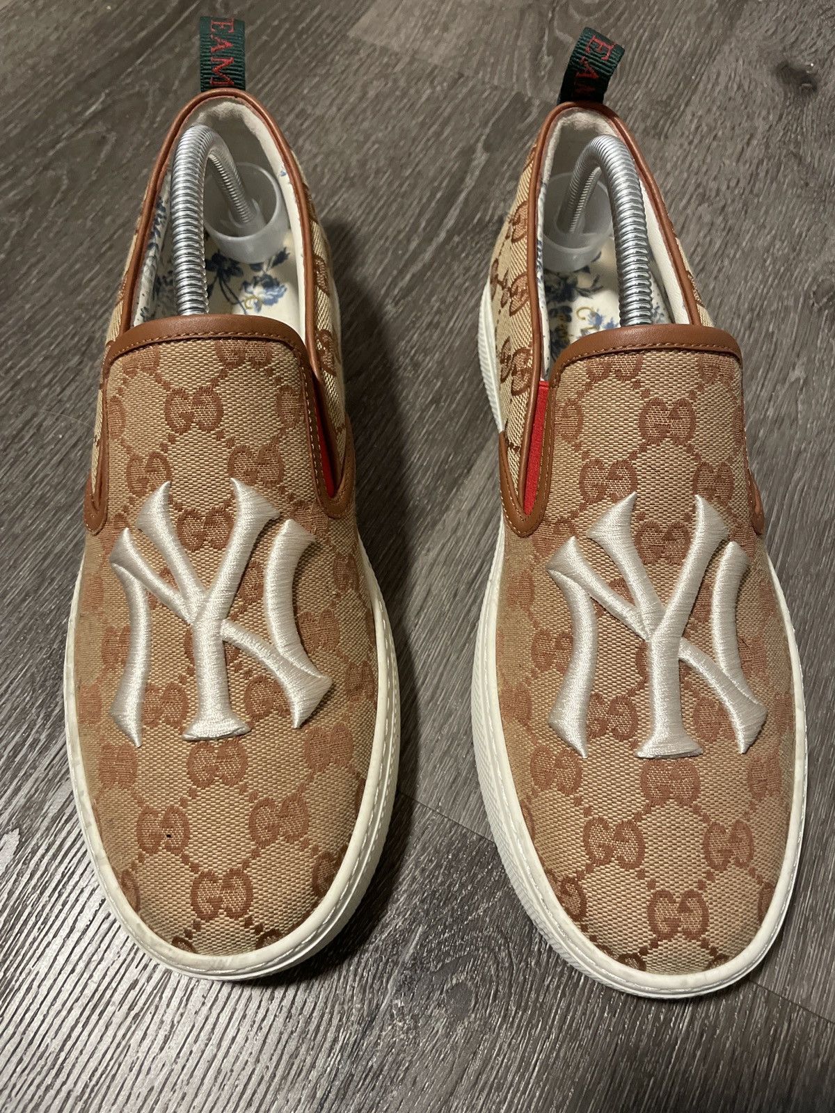 Gucci Gucci NY Yankees Slip Ons | Grailed