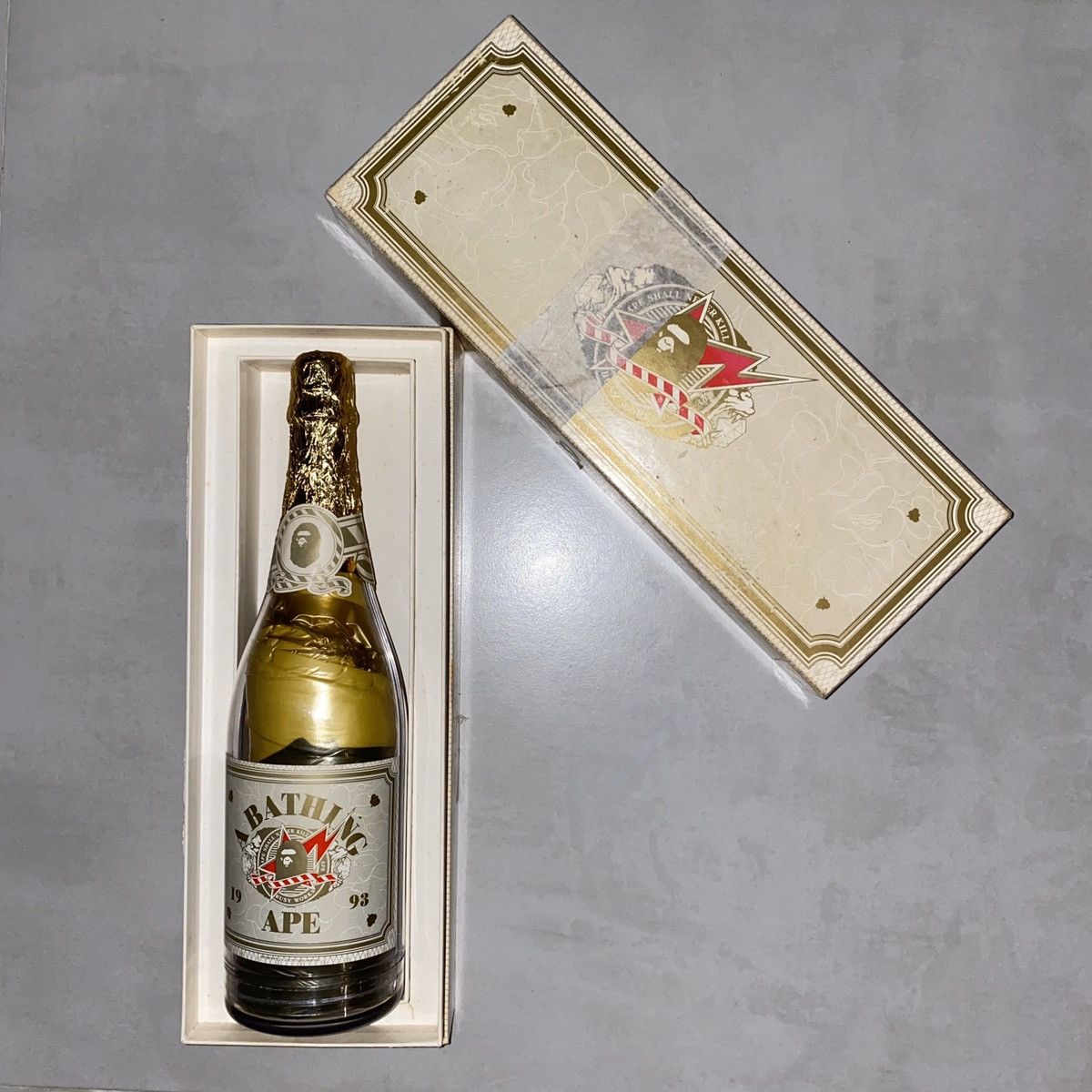 Nigo NFS CHAMPAGNE BOTTLE HAND PRINT TEE Size US XL / EU 56 / 4 - 3 Thumbnail