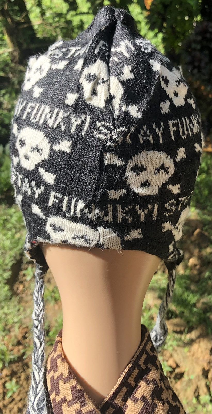 Japanese Brand Stay funky snow beanie hats x skull x full print Size ONE SIZE - 4 Thumbnail