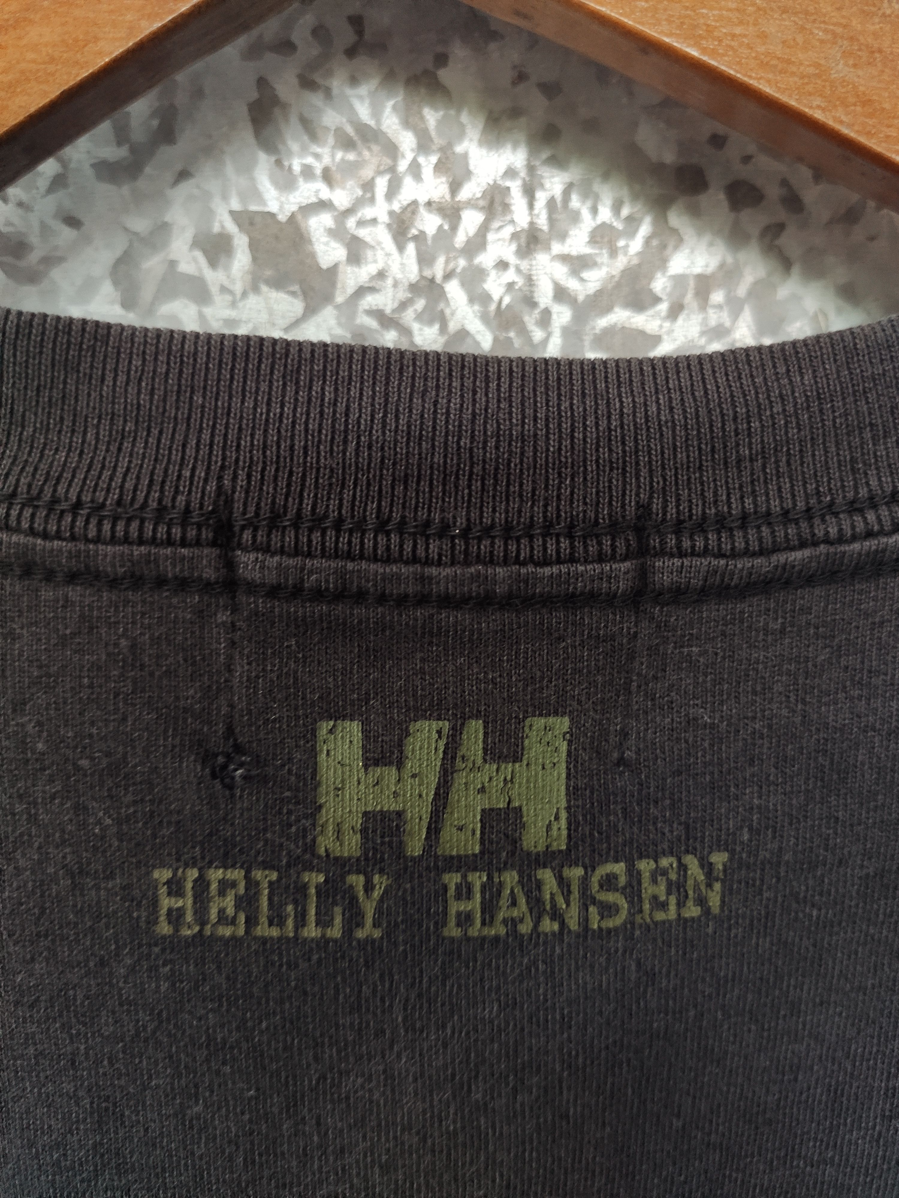Helly Hansen Vintage 90s Vintage Helly Hansen pocket tees sea gear Size US M / EU 48-50 / 2 - 3 Thumbnail