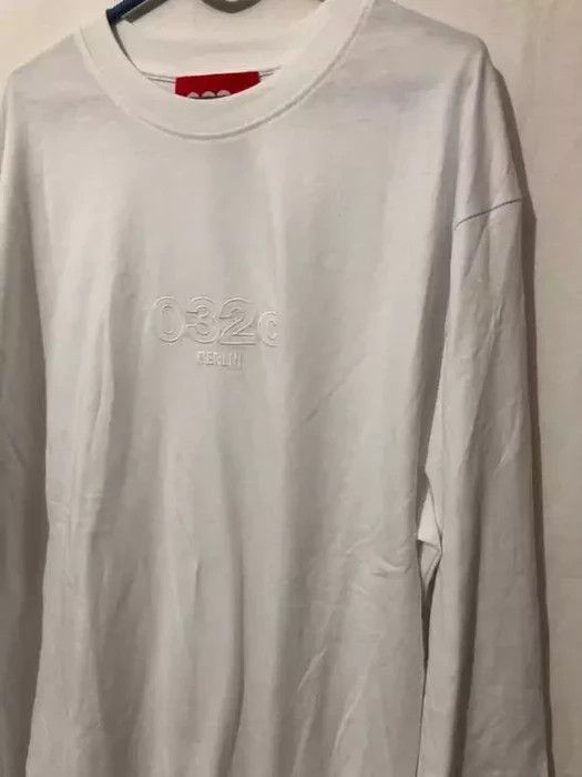 032c 032C White Sweatshirt Size: L / Small Faulty Size US L / EU 52-54 / 3 - 2 Thumbnail