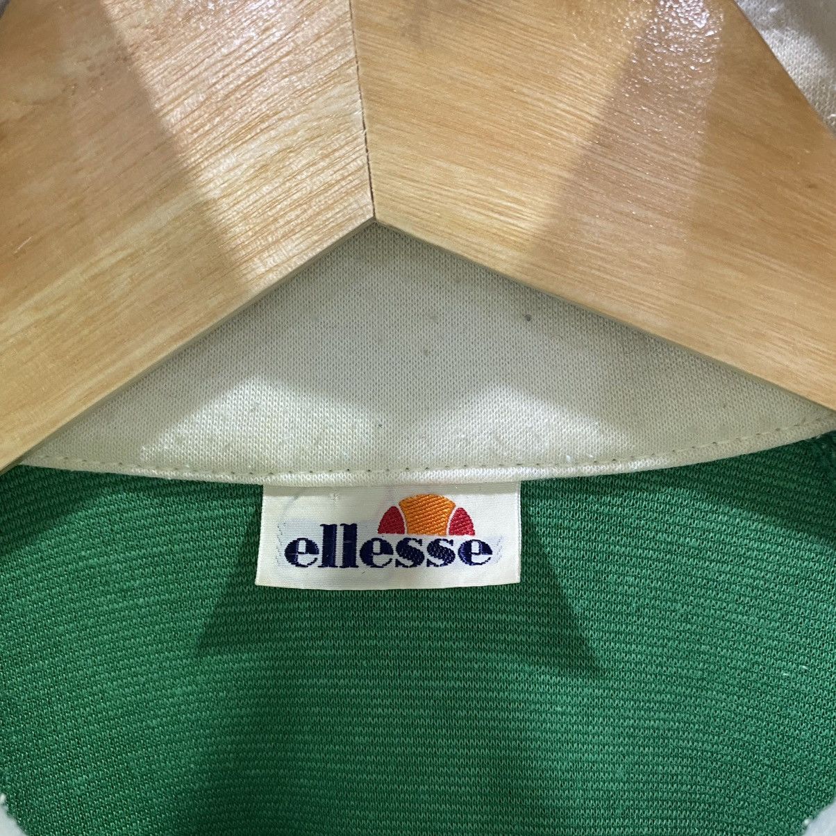 Ellesse Vintage ellesse sweater 80's Green colour Size US M / EU 48-50 / 2 - 5 Thumbnail