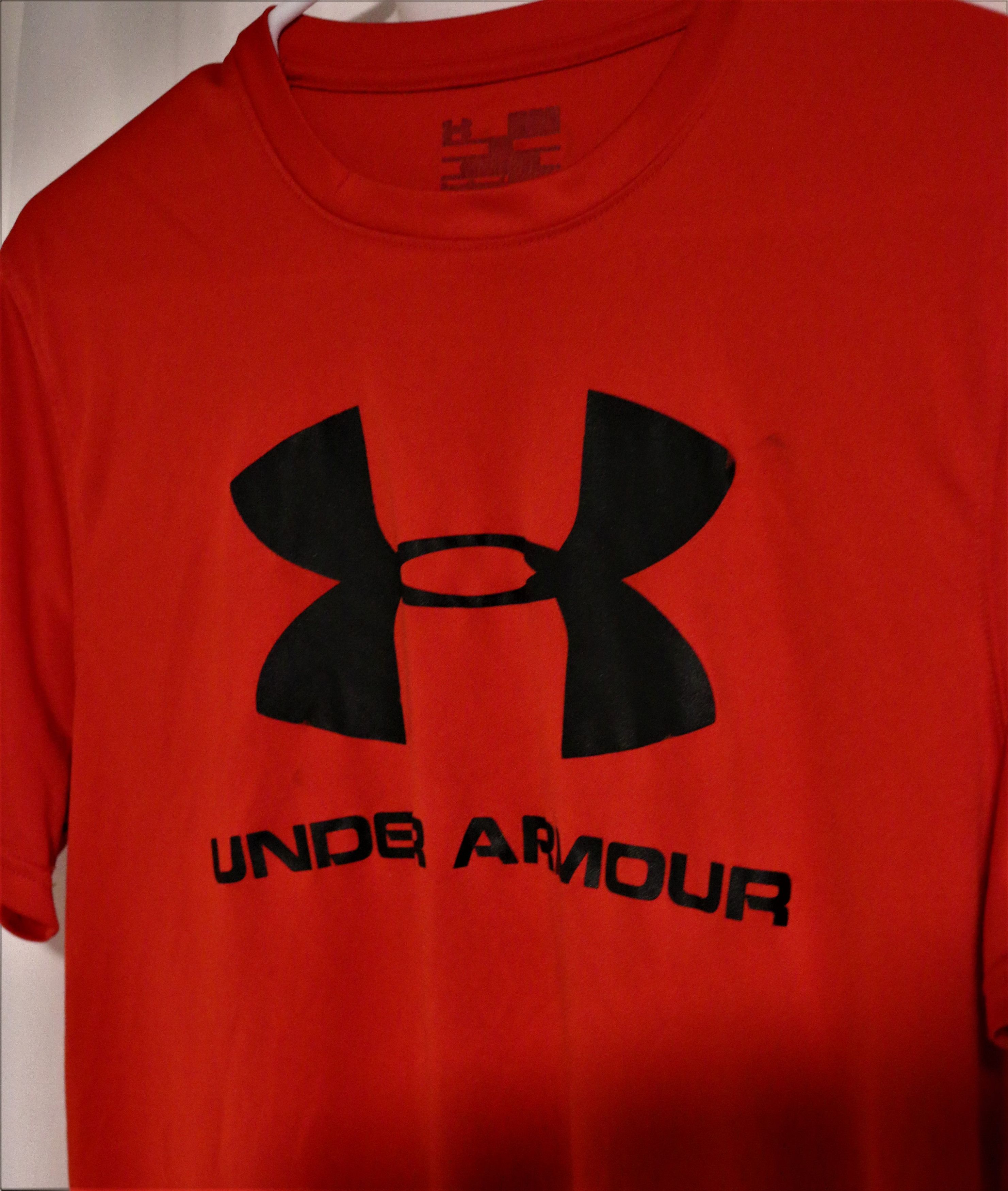 Under Armour Heatgear Red WorkOut Shirt Logo Training Gym Tee UnderArmor Size US M / EU 48-50 / 2 - 3 Thumbnail