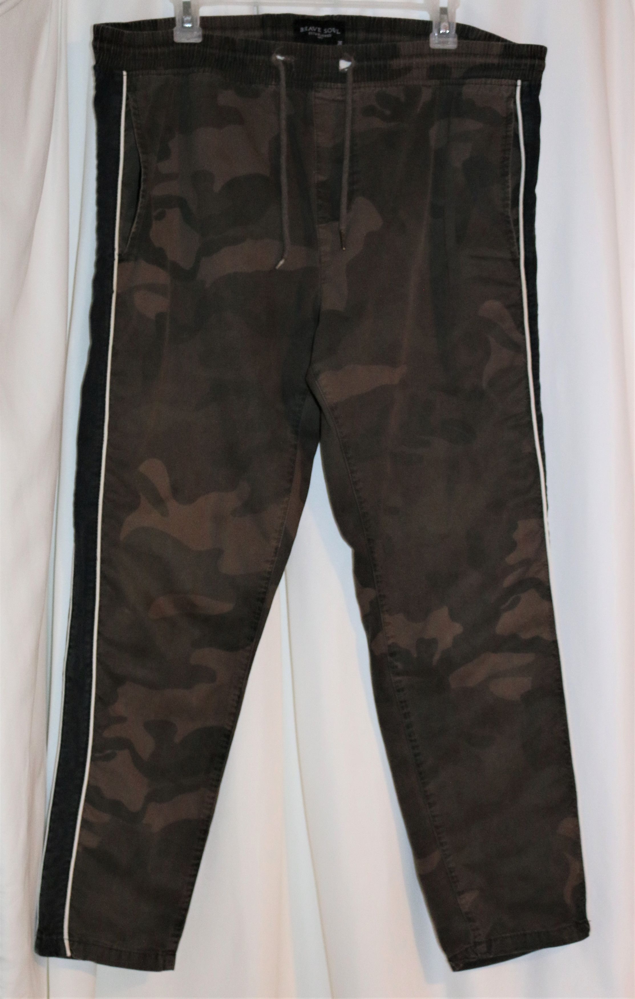 Brave Soul Dark Cuffed Chino Sweat Khaki Drawstring Brown Camo Pants Size US 36 / EU 52 - 1 Thumbnail