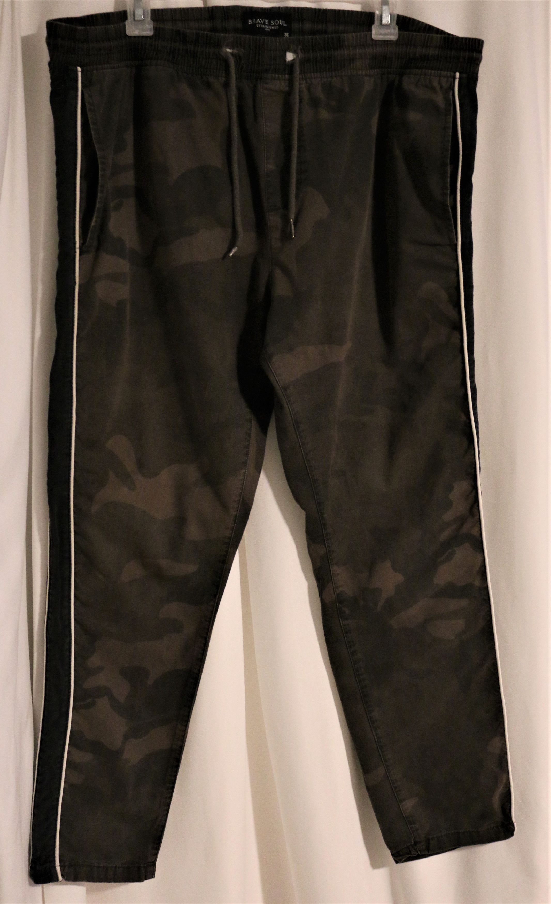 Brave Soul Dark Cuffed Chino Sweat Khaki Drawstring Brown Camo Pants Size US 36 / EU 52 - 2 Thumbnail