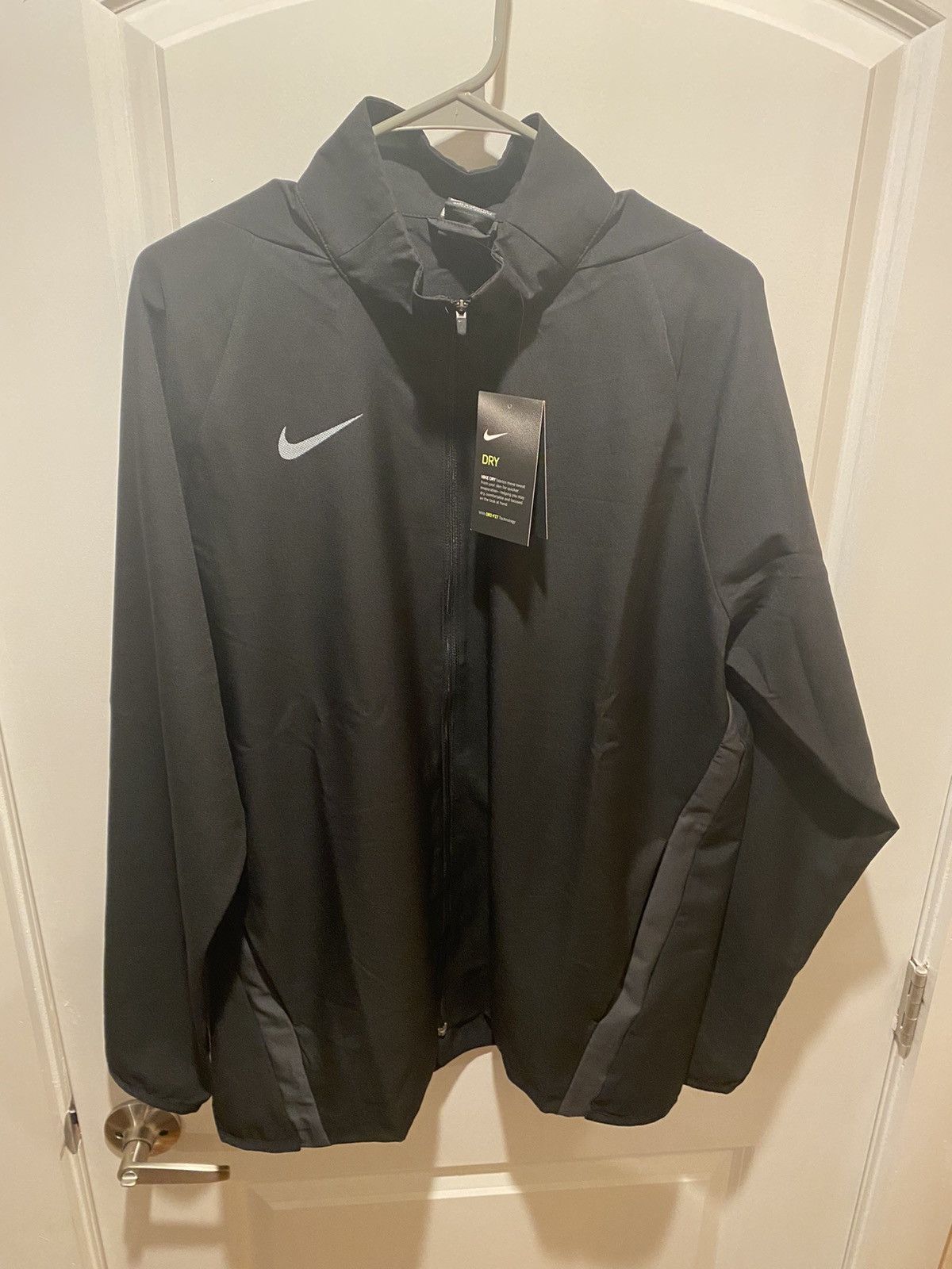 Nike Nike Men s Team Woven Dri fit Black Jacket Aj3372 002 Size L Grailed