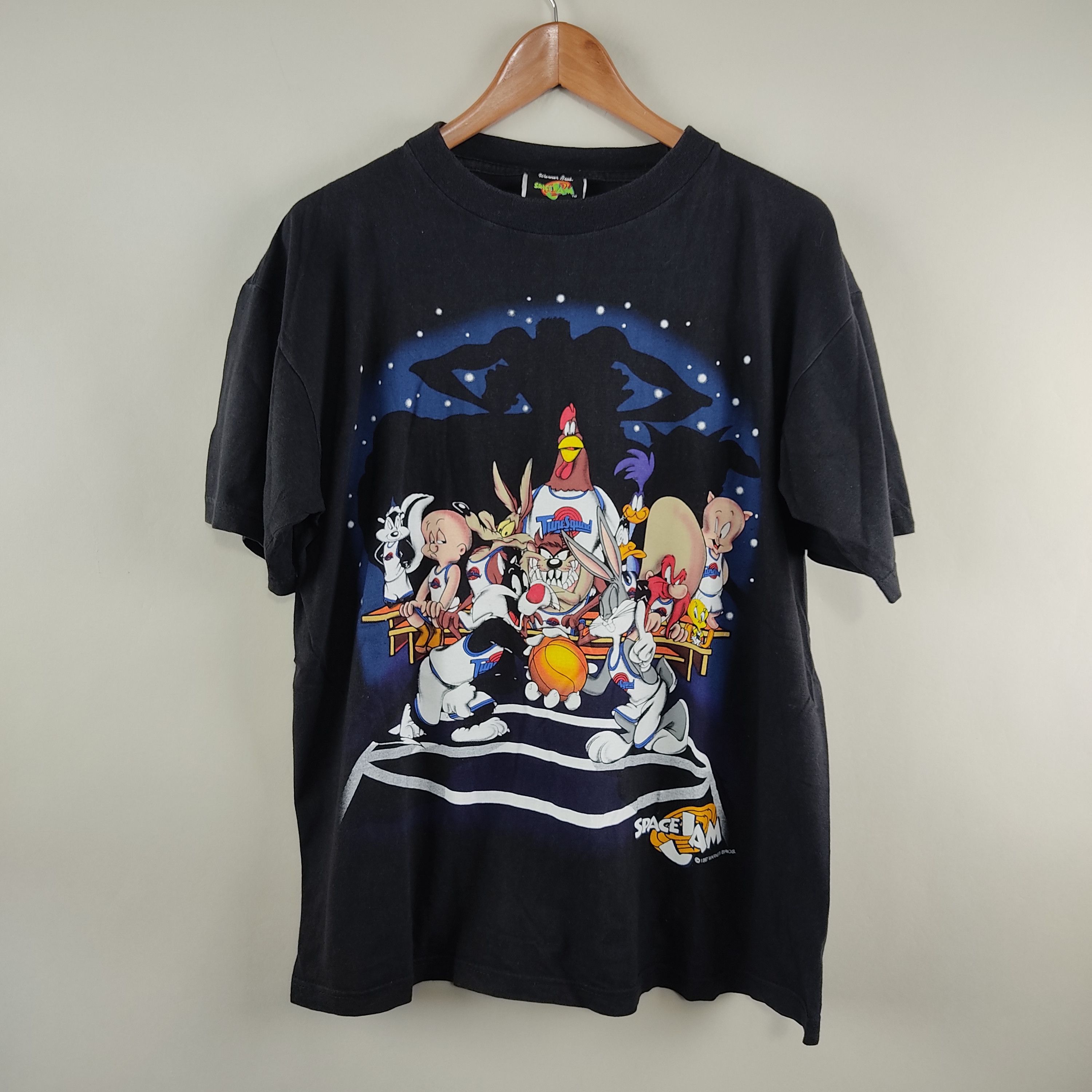 Vintage × Warner Bros 1996 Looney Tunes Space Jam TuneSquad Size US M / EU 48-50 / 2 - 6 Thumbnail