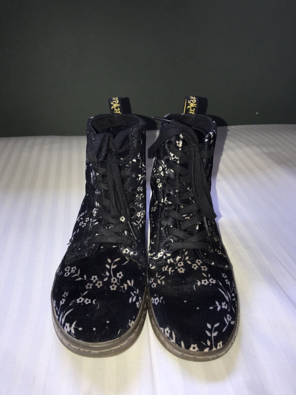 Dr. Martin Canvas Casual Floral