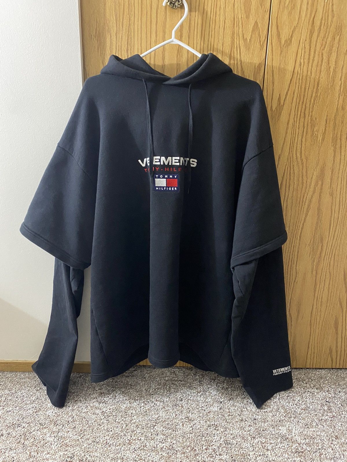 Vetements Vetements double layer hoodie Size US M / EU 48-50 / 2 - 2 Thumbnail