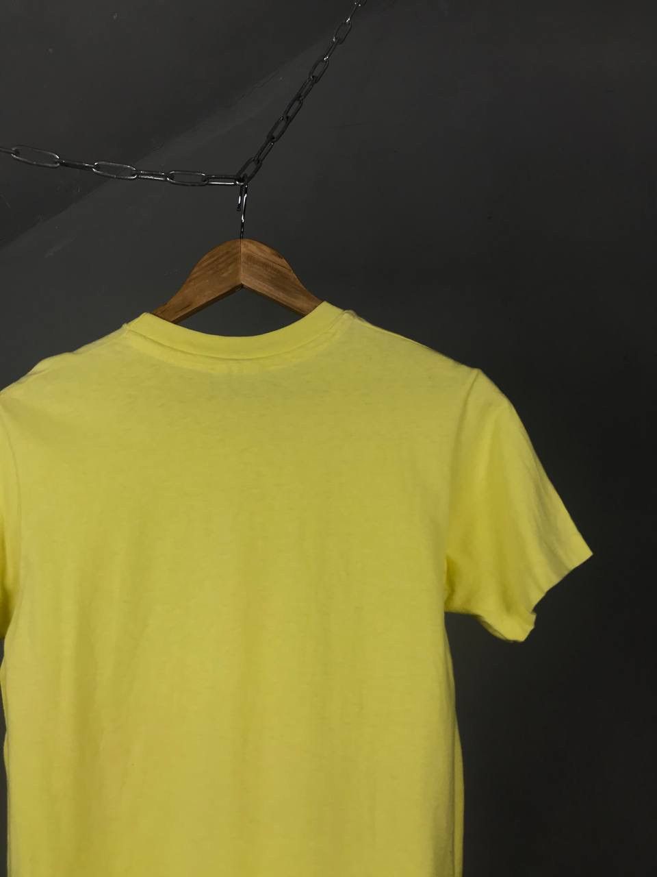Vintage Big Kahuna 1990 American vintage streetwear yellow tee Size US S / EU 44-46 / 1 - 7 Thumbnail