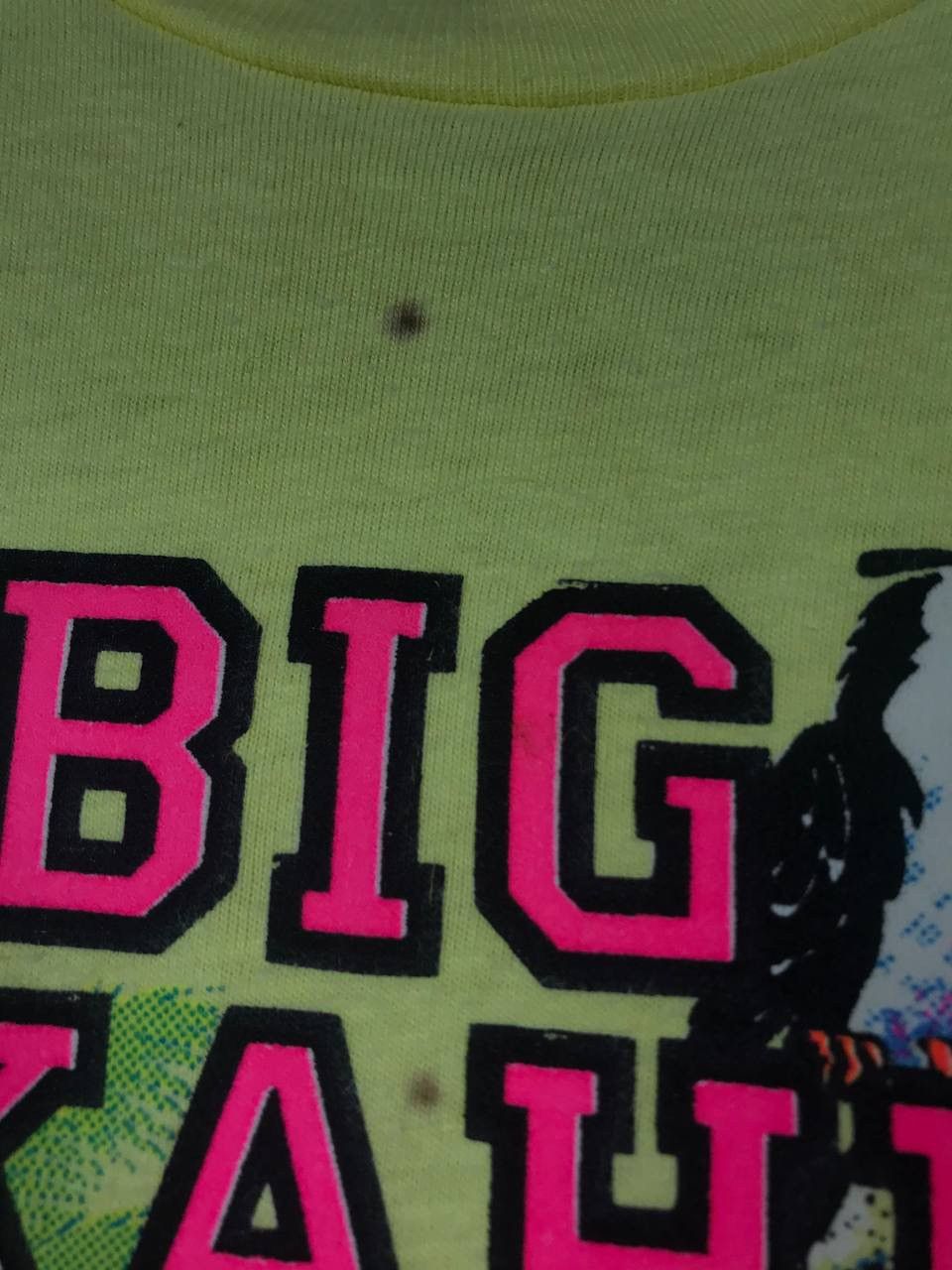 Vintage Big Kahuna 1990 American vintage streetwear yellow tee Size US S / EU 44-46 / 1 - 9 Thumbnail