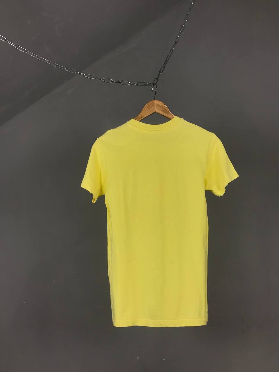 Vintage Big Kahuna 1990 American vintage streetwear yellow tee Size US S / EU 44-46 / 1 - 6 Thumbnail