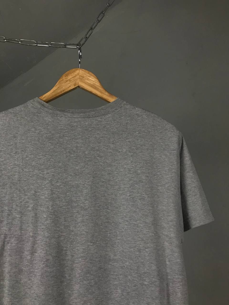 Carhartt × Carhartt Wip Carhartt Wip center logo streetwear gray tee Size US M / EU 48-50 / 2 - 8 Thumbnail