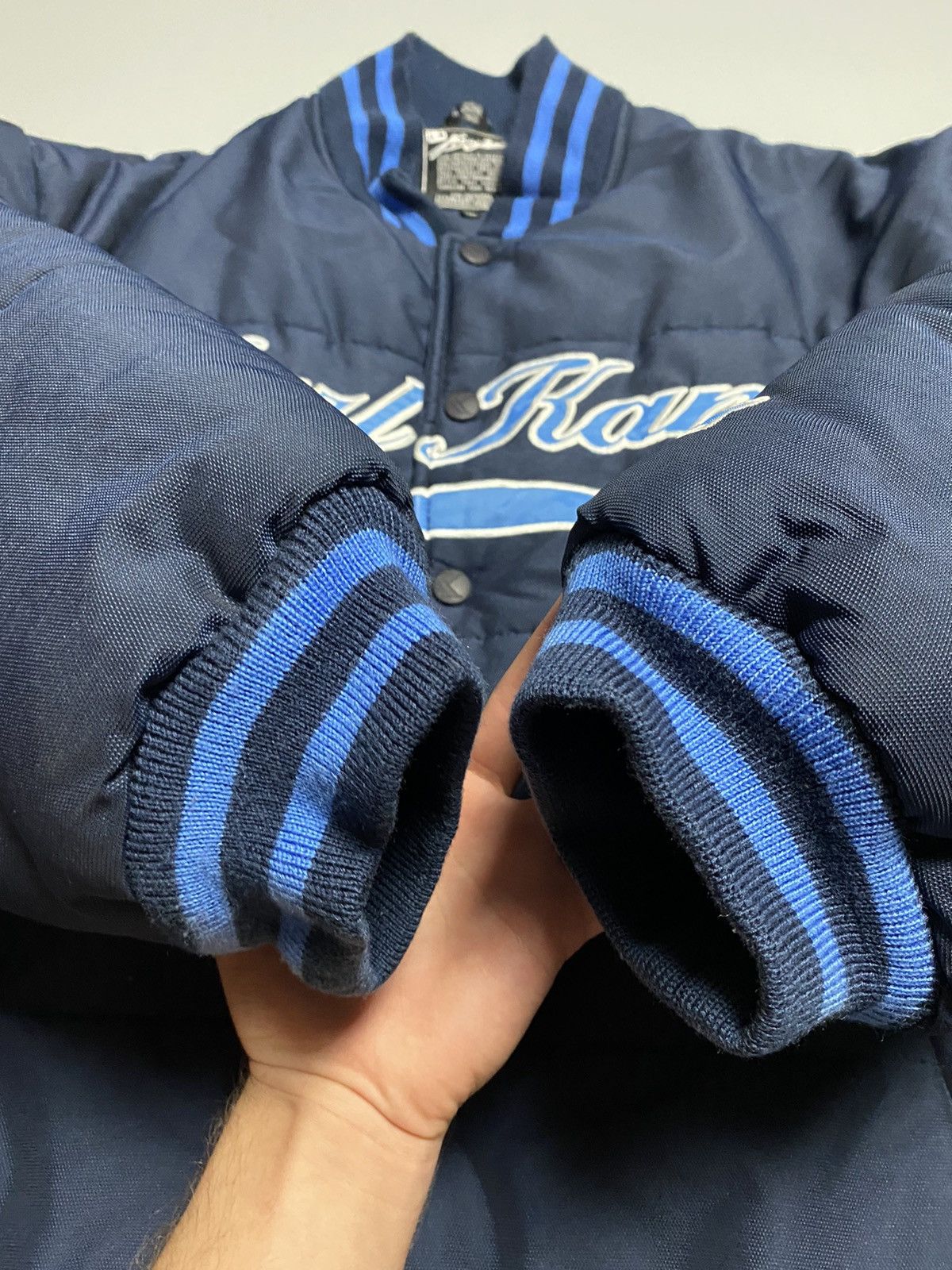 Karl Kani Karl Kani vintage big embroidered logo puffer bomber Size US XL / EU 56 / 4 - 10 Thumbnail
