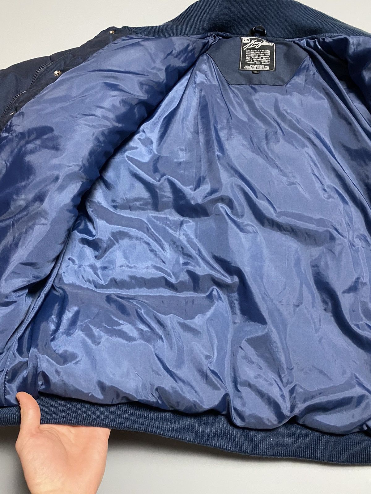 Karl Kani Karl Kani vintage big embroidered logo puffer bomber Size US XL / EU 56 / 4 - 12 Thumbnail