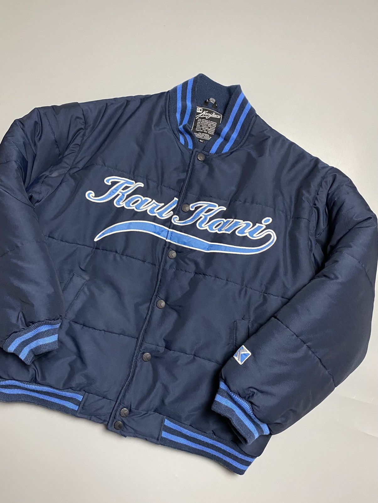 Karl Kani Karl Kani vintage big embroidered logo puffer bomber Size US XL / EU 56 / 4 - 2 Thumbnail