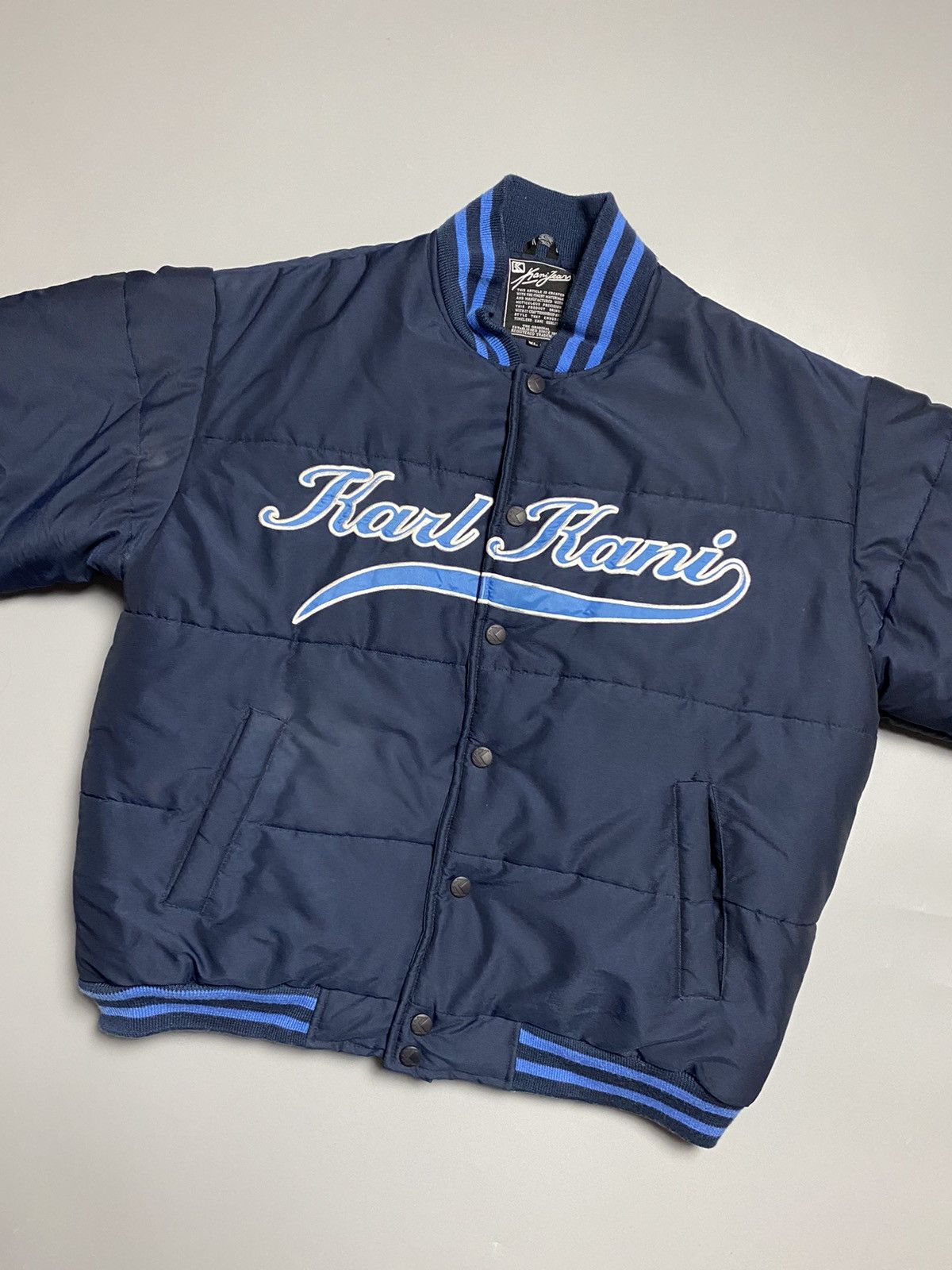 Karl Kani Karl Kani vintage big embroidered logo puffer bomber Size US XL / EU 56 / 4 - 8 Thumbnail