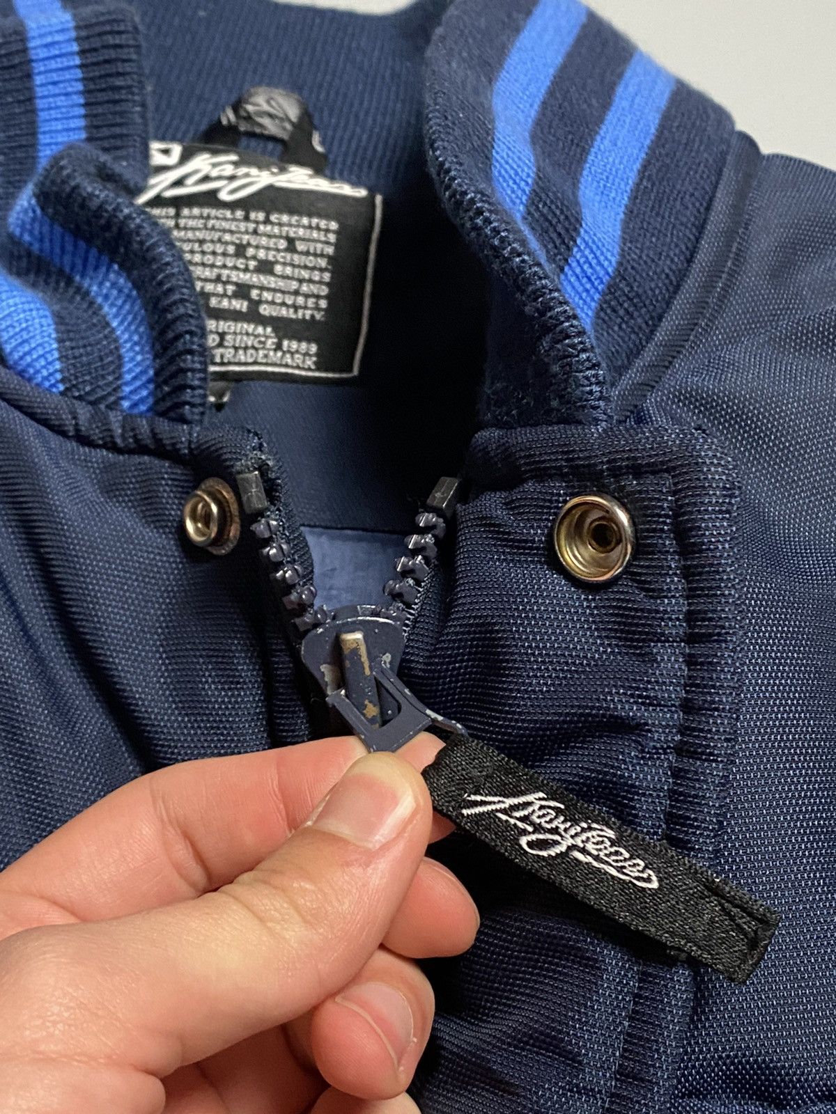 Karl Kani Karl Kani vintage big embroidered logo puffer bomber Size US XL / EU 56 / 4 - 14 Thumbnail