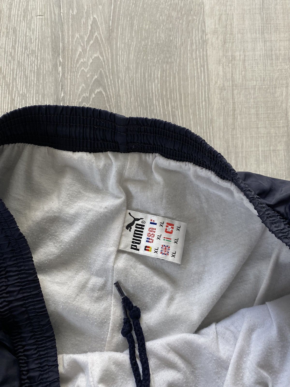 Puma × Vintage 90s Puma vintage navy track pants small logo Size US 34 / EU 50 - 4 Thumbnail