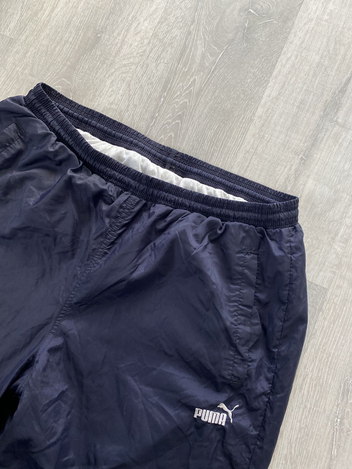 Puma × Vintage 90s Puma vintage navy track pants small logo Size US 34 / EU 50 - 2 Thumbnail