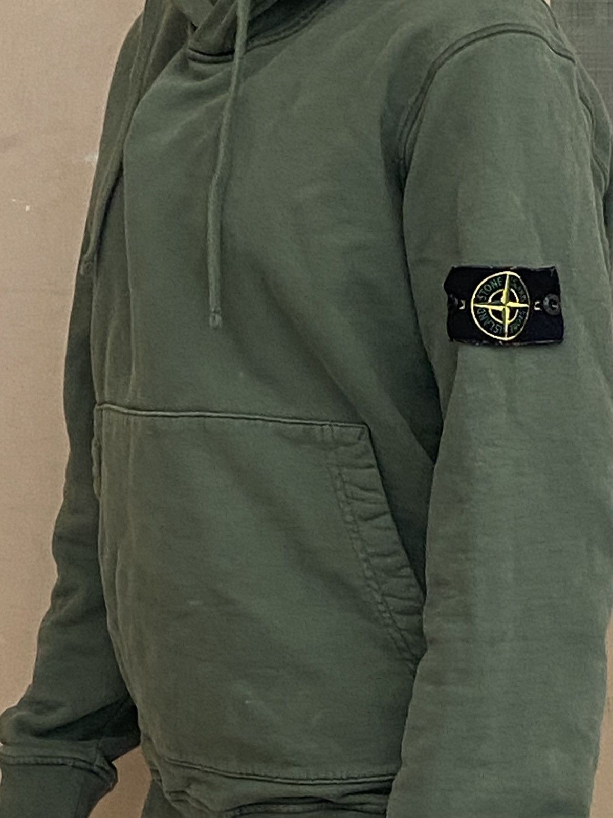 Stone Island Stone Island Logo Patch Drawstring Hoodie Musk Green Size US S / EU 44-46 / 1 - 1 Thumbnail